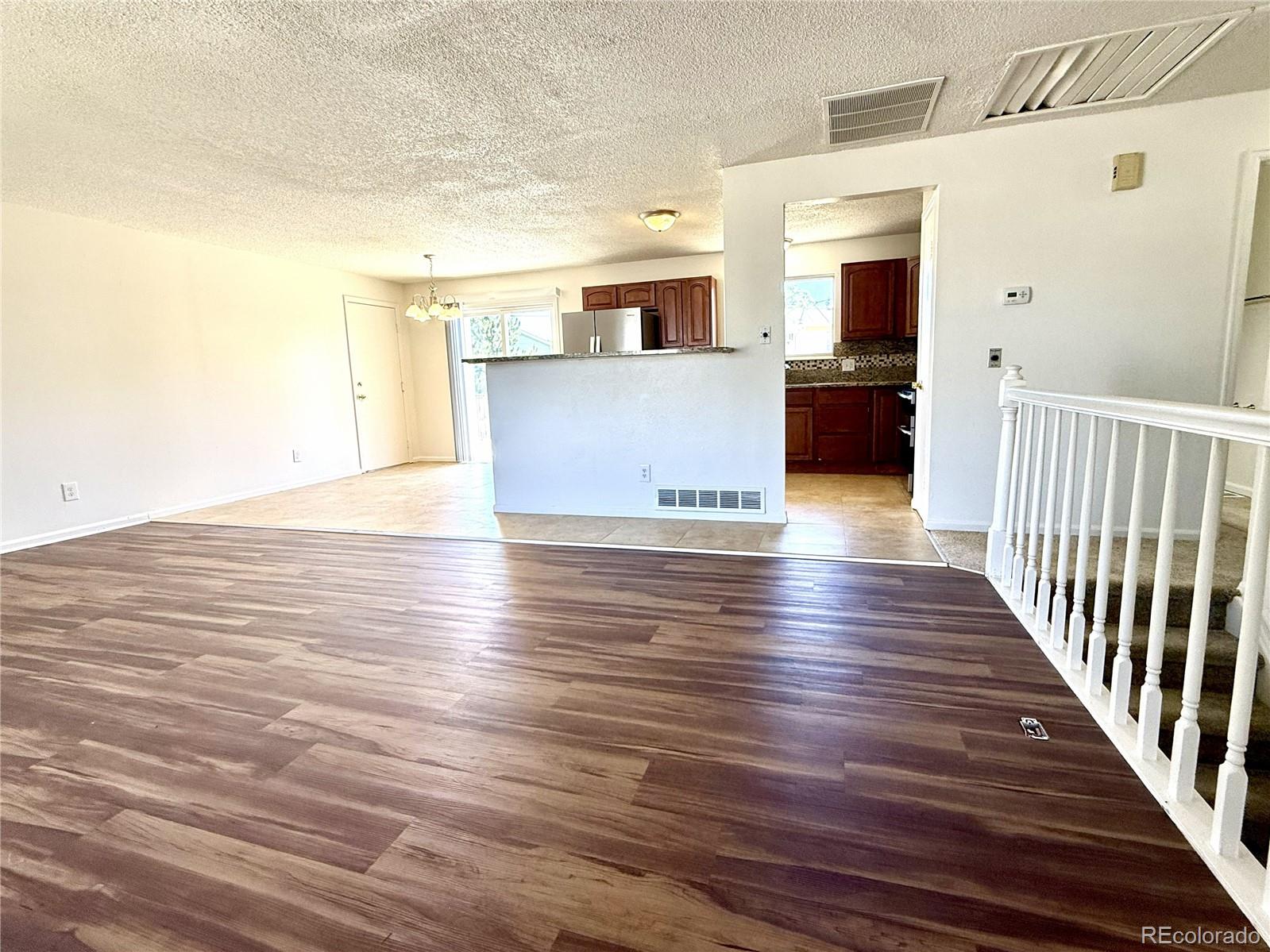 MLS Image #5 for 18090 e pacific place,aurora, Colorado