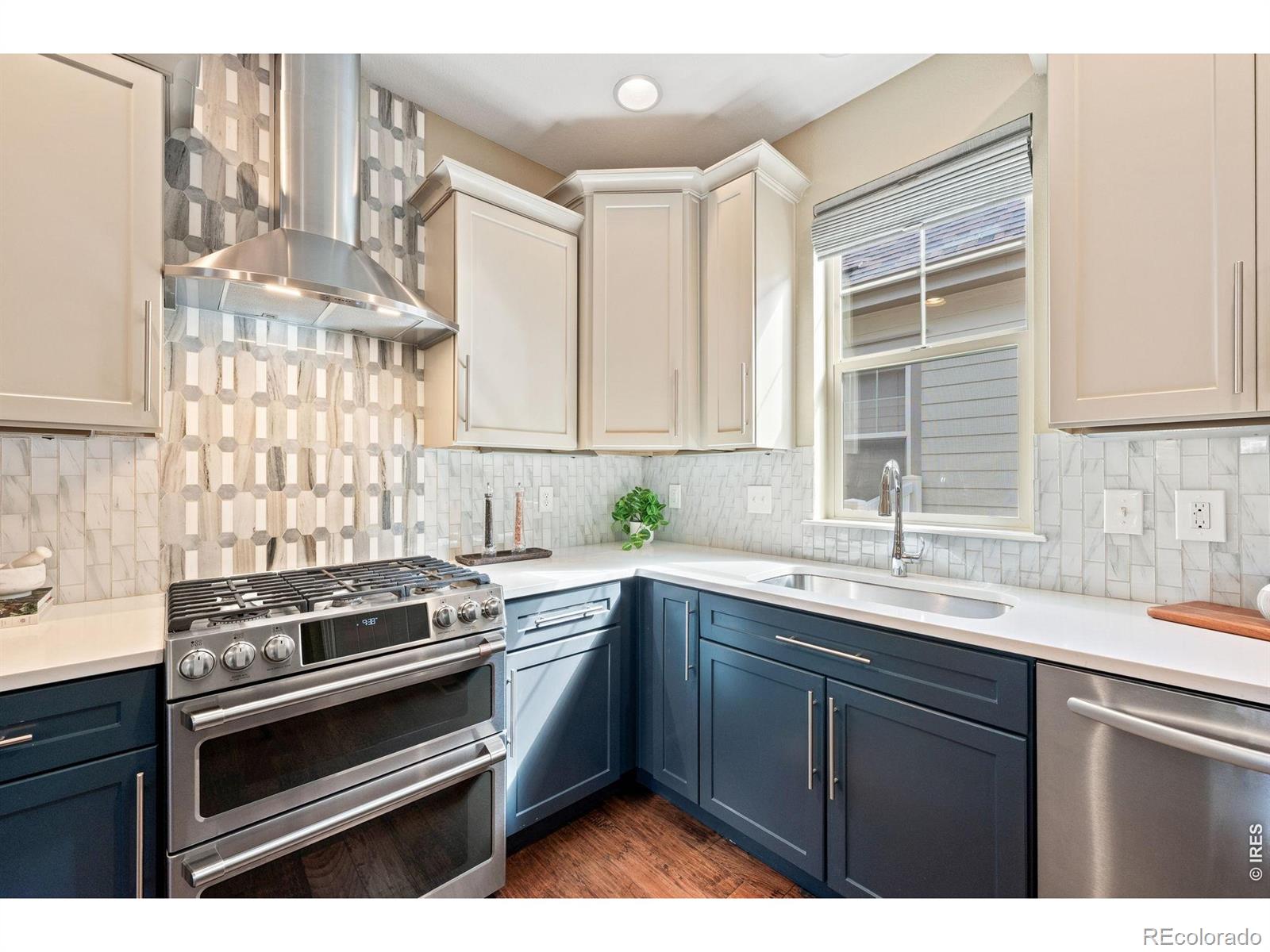 MLS Image #11 for 742  meadowlark lane,louisville, Colorado