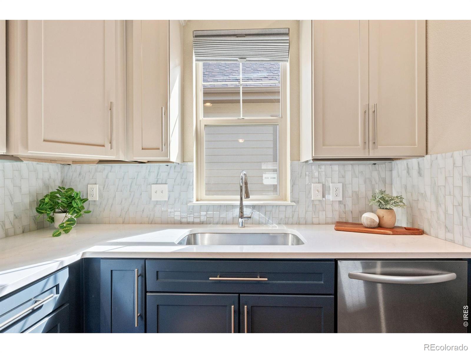 MLS Image #14 for 742  meadowlark lane,louisville, Colorado