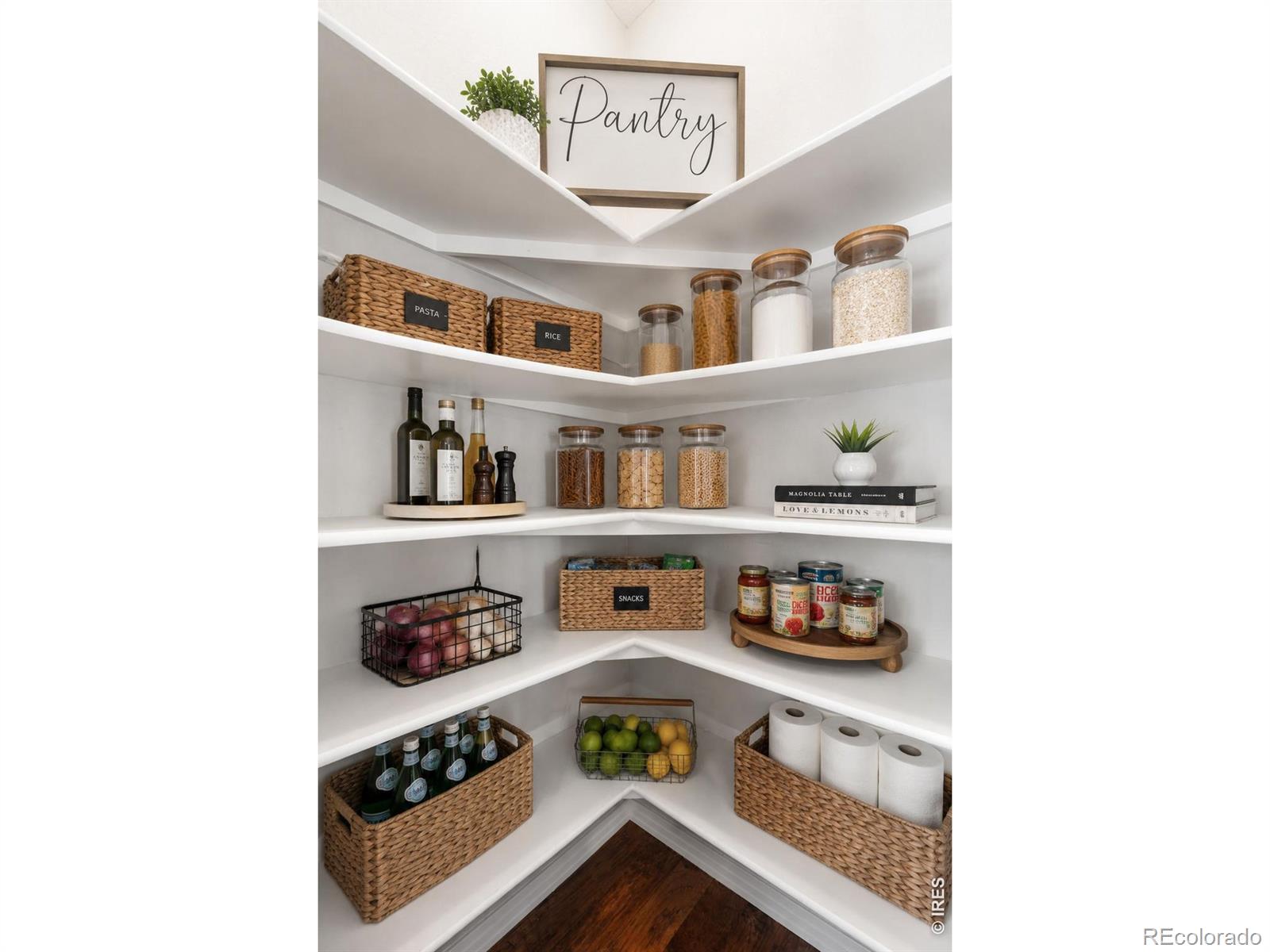 MLS Image #15 for 742  meadowlark lane,louisville, Colorado