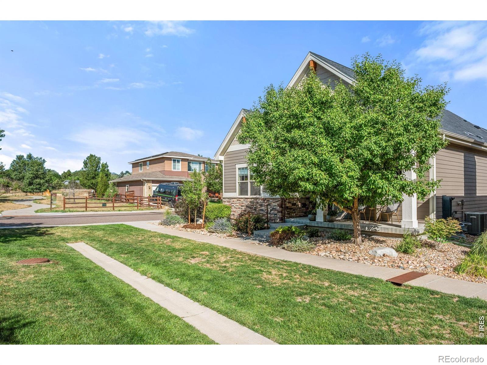 MLS Image #2 for 742  meadowlark lane,louisville, Colorado