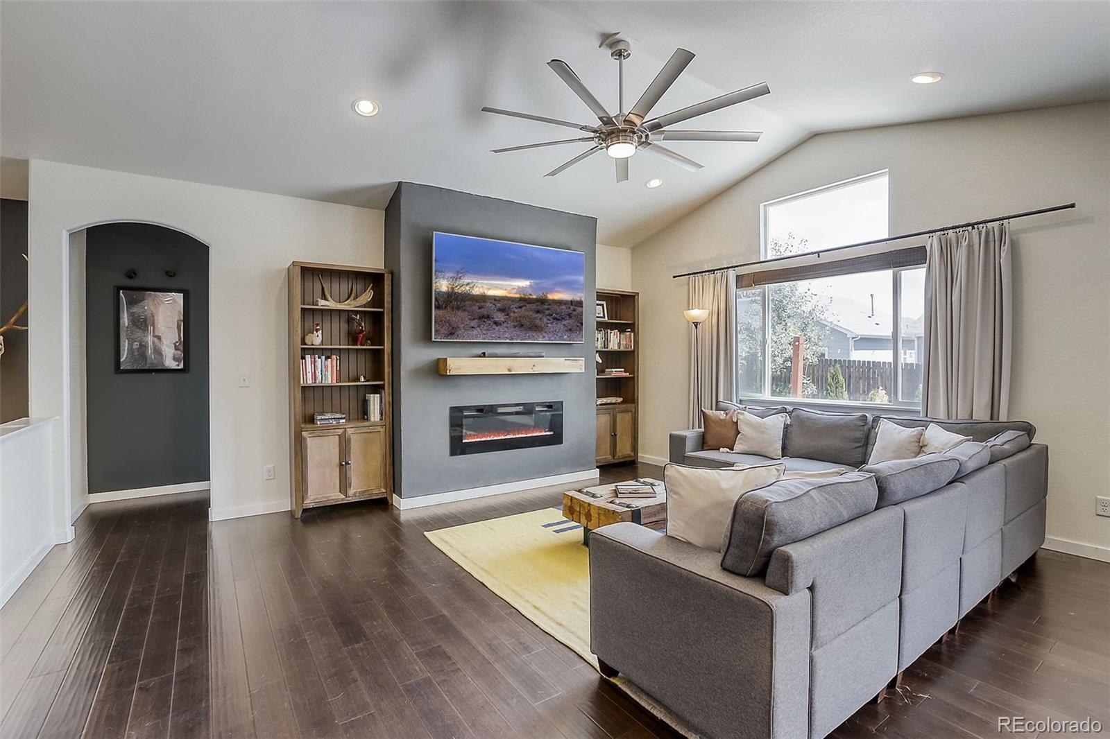 MLS Image #3 for 904  pioneer drive,milliken, Colorado