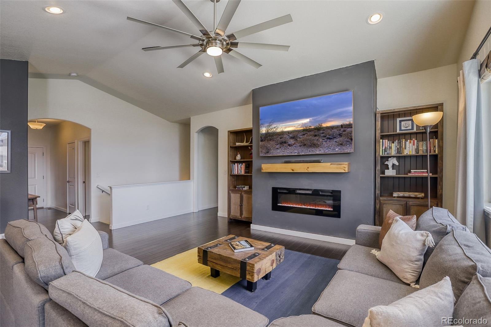 MLS Image #7 for 904  pioneer drive,milliken, Colorado