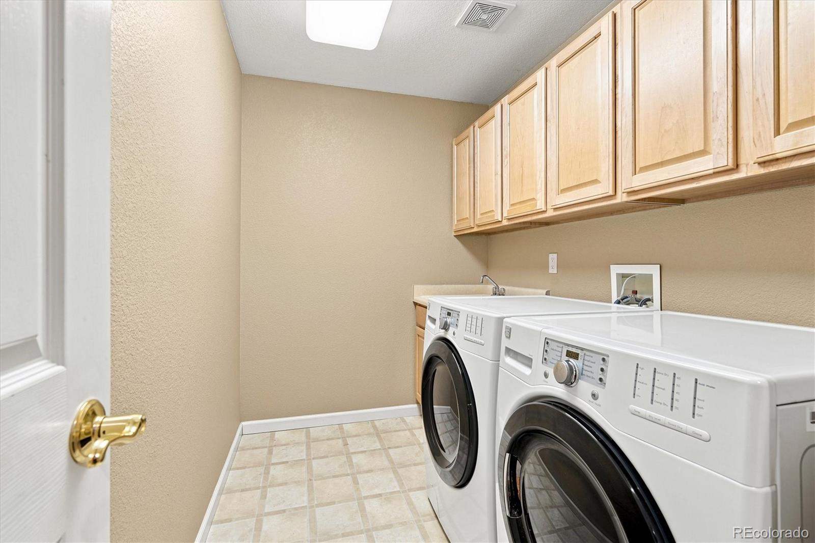 MLS Image #16 for 8412 s miller court,littleton, Colorado