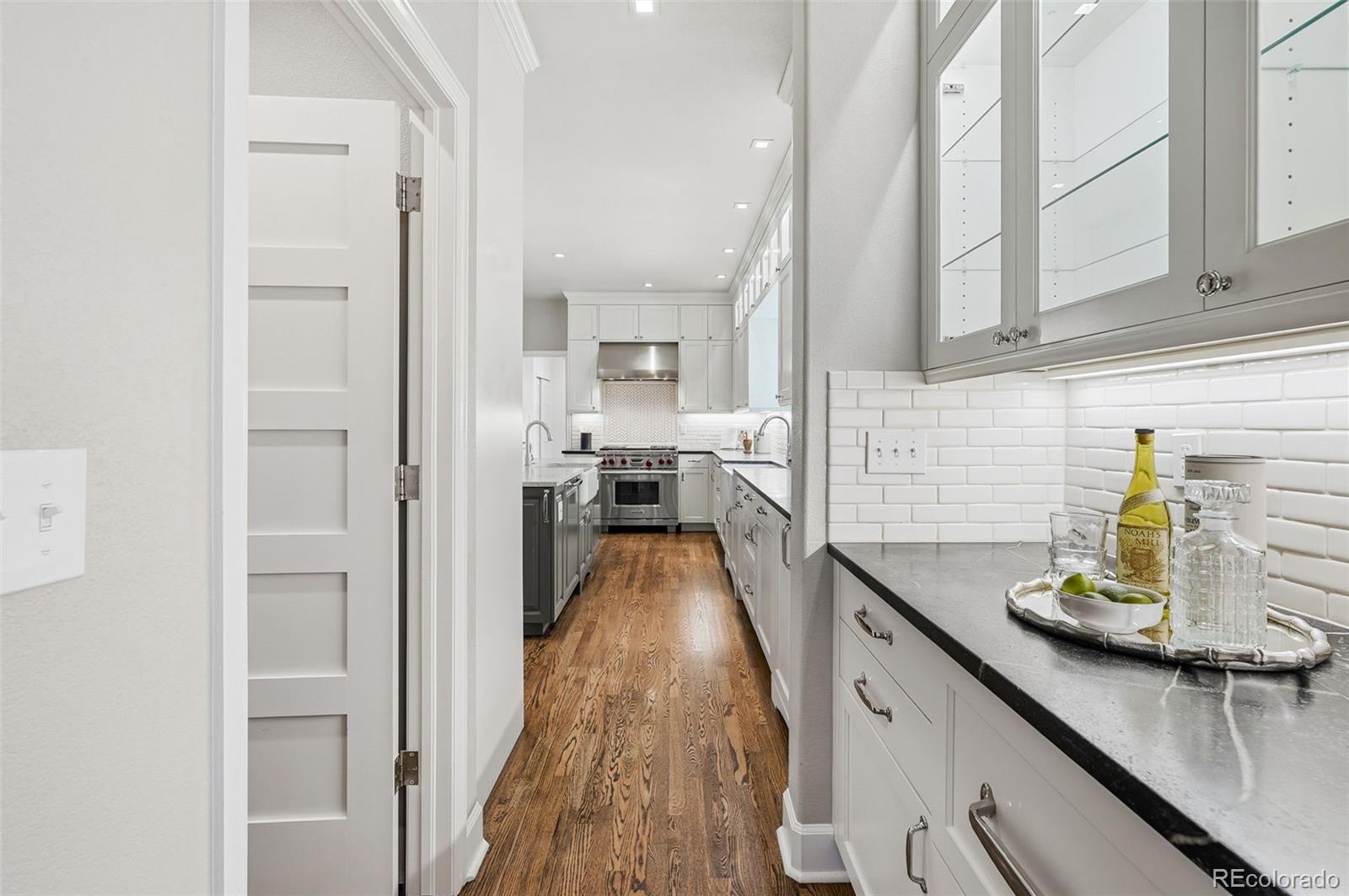 MLS Image #12 for 2515 s clayton street,denver, Colorado