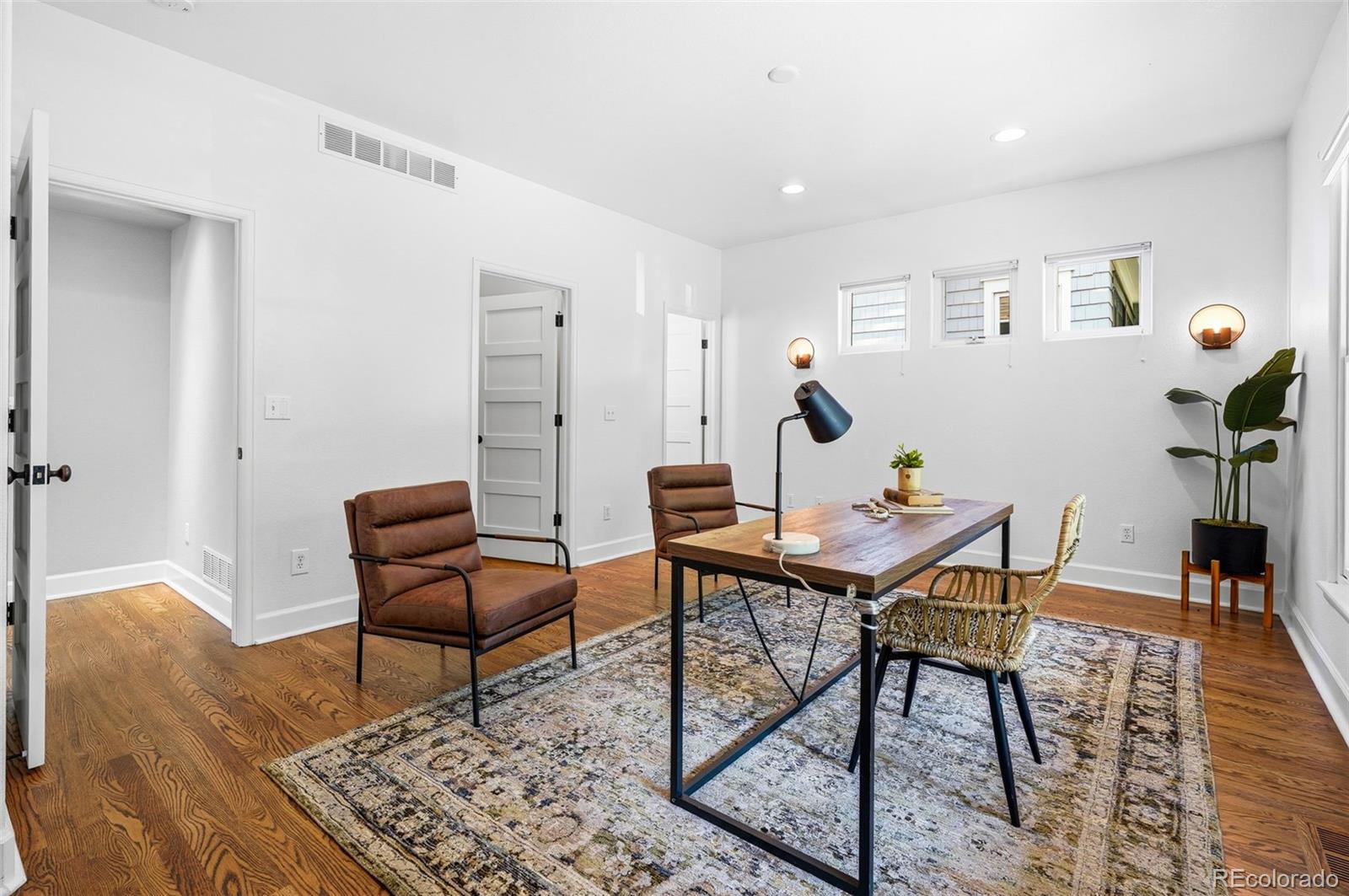 MLS Image #16 for 2515 s clayton street,denver, Colorado