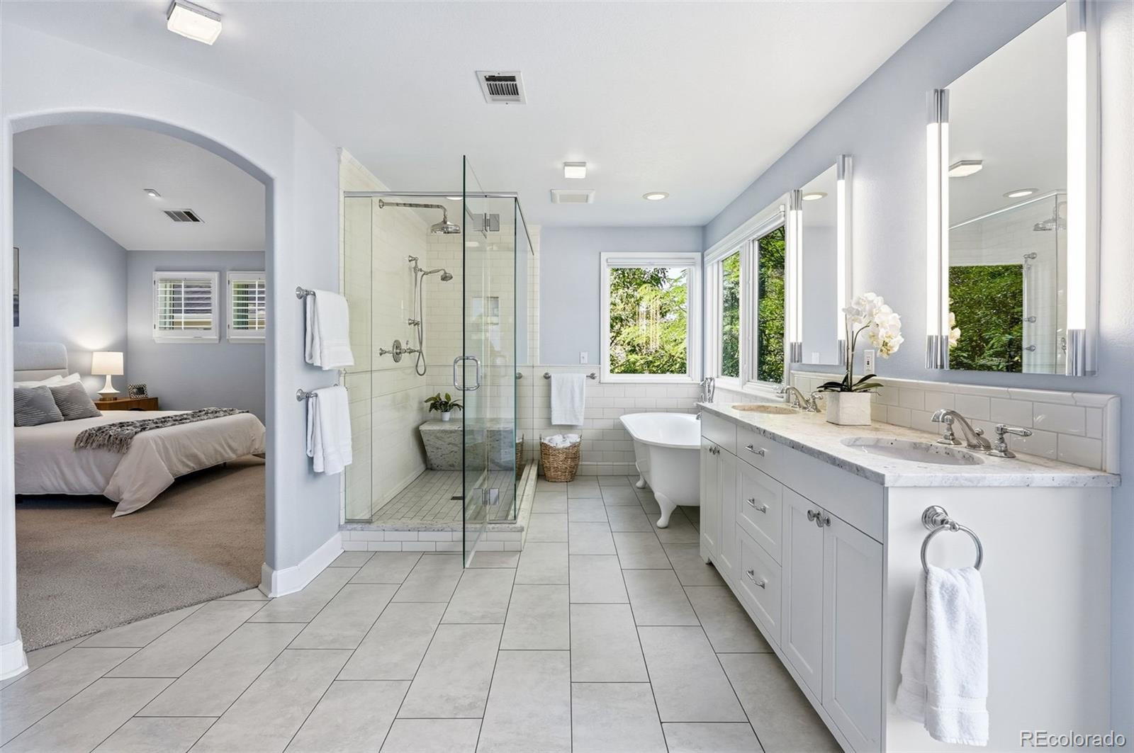 MLS Image #24 for 2515 s clayton street,denver, Colorado