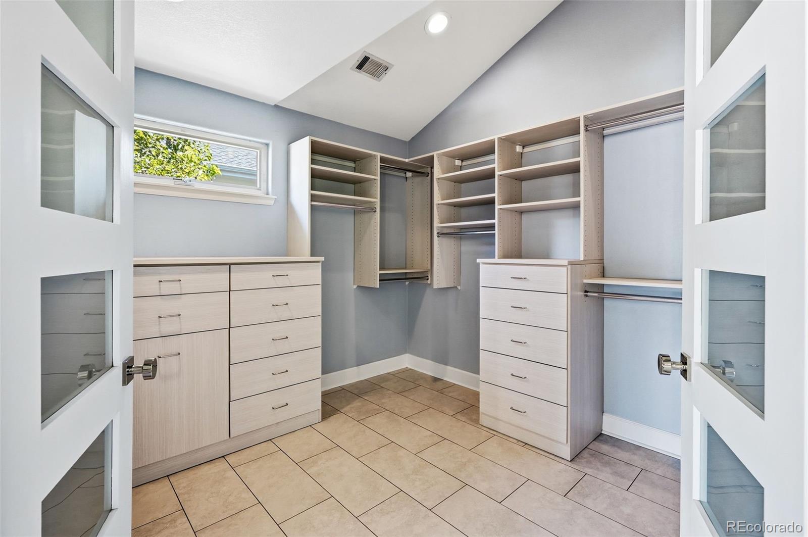 MLS Image #26 for 2515 s clayton street,denver, Colorado