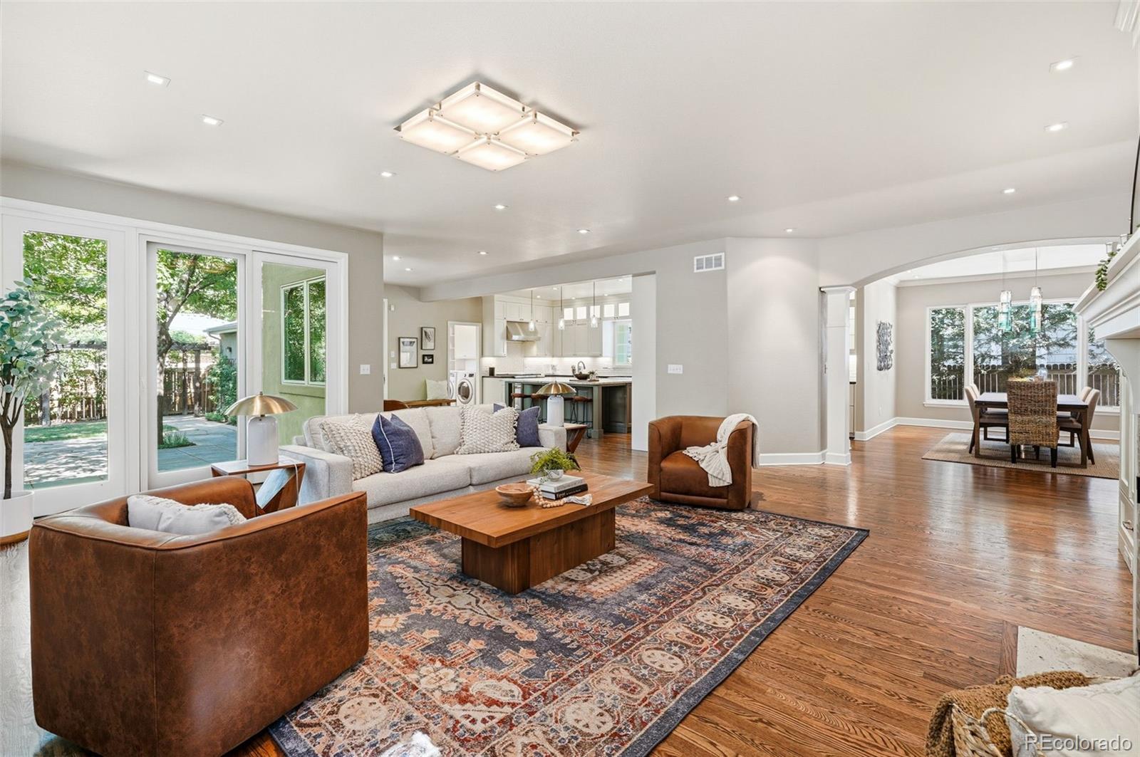 MLS Image #7 for 2515 s clayton street,denver, Colorado