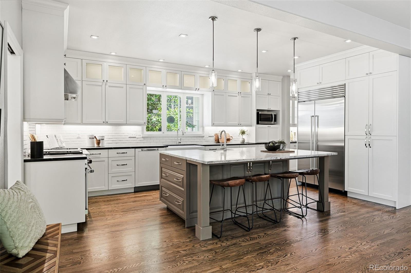 MLS Image #9 for 2515 s clayton street,denver, Colorado