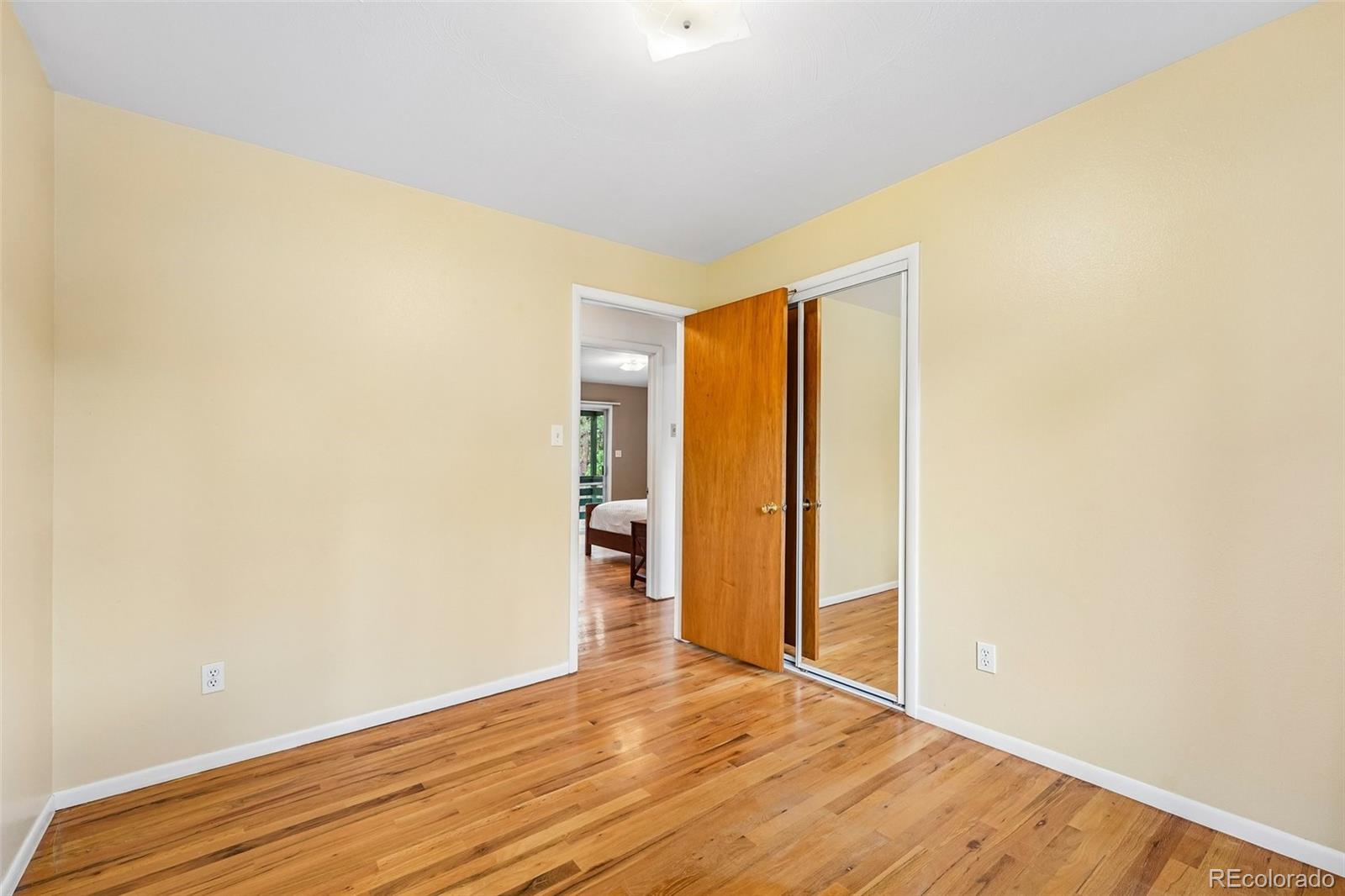 MLS Image #27 for 2720 s chase way,denver, Colorado