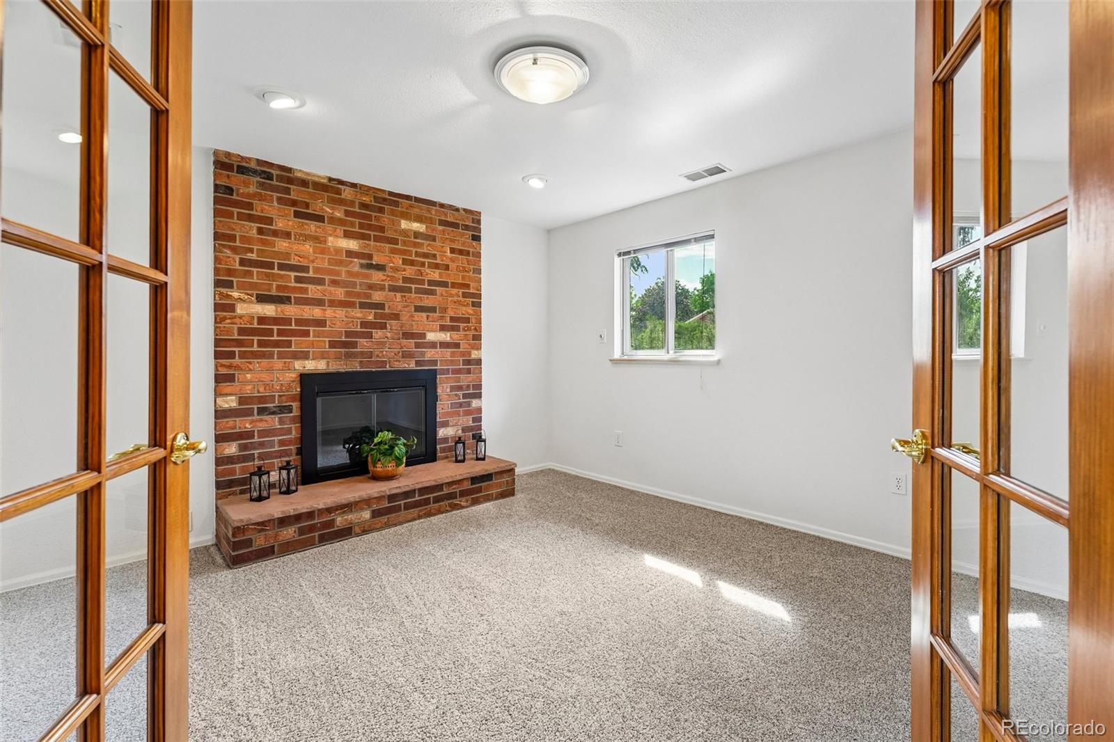 MLS Image #33 for 2720 s chase way,denver, Colorado