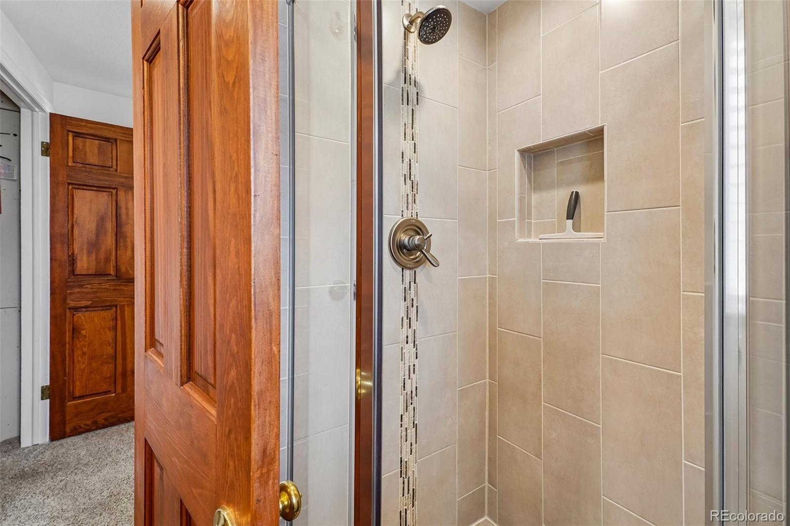 MLS Image #36 for 2720 s chase way,denver, Colorado