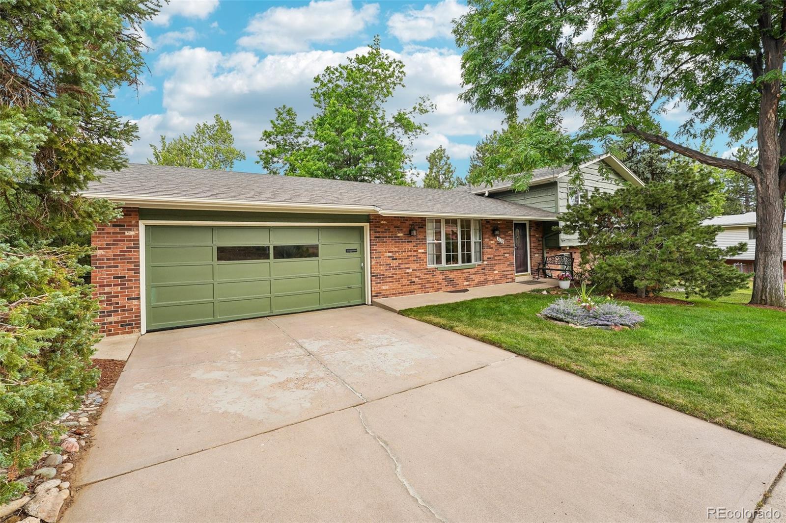 MLS Image #4 for 2720 s chase way,denver, Colorado