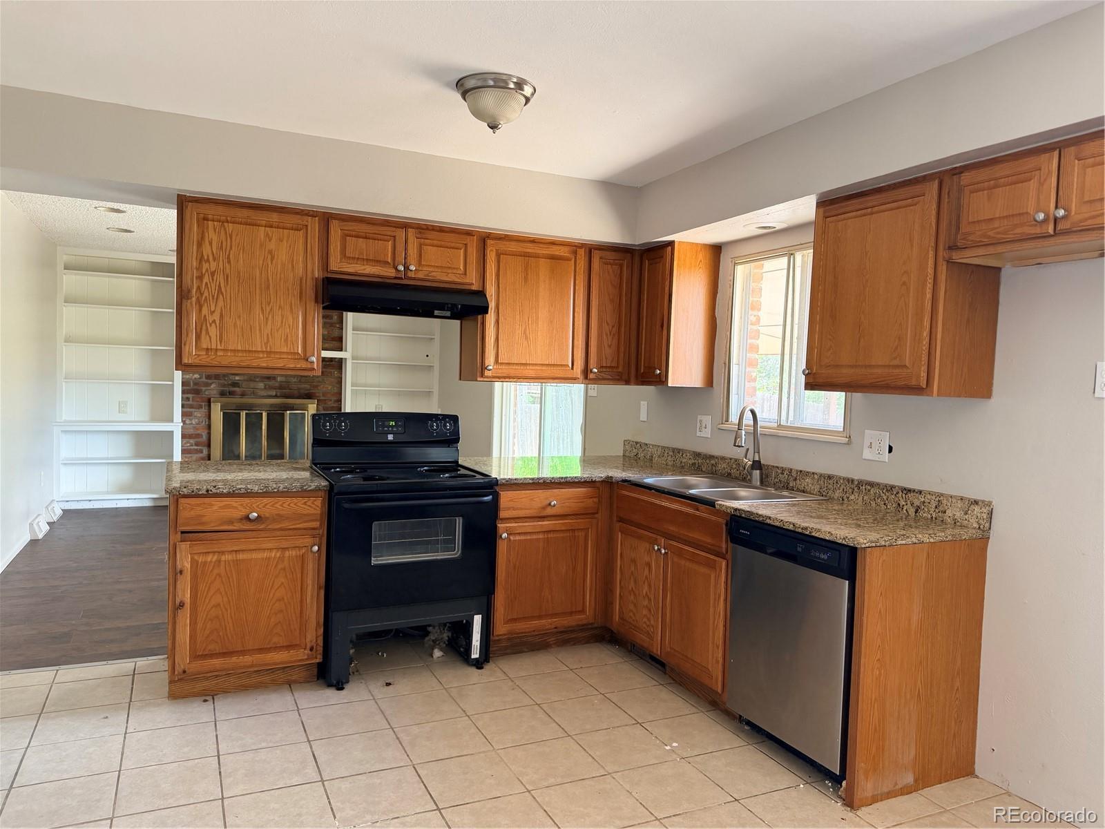 MLS Image #19 for 2137 s nucla way,aurora, Colorado