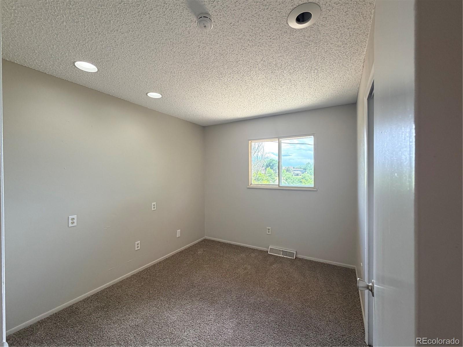 MLS Image #5 for 2137 s nucla way,aurora, Colorado