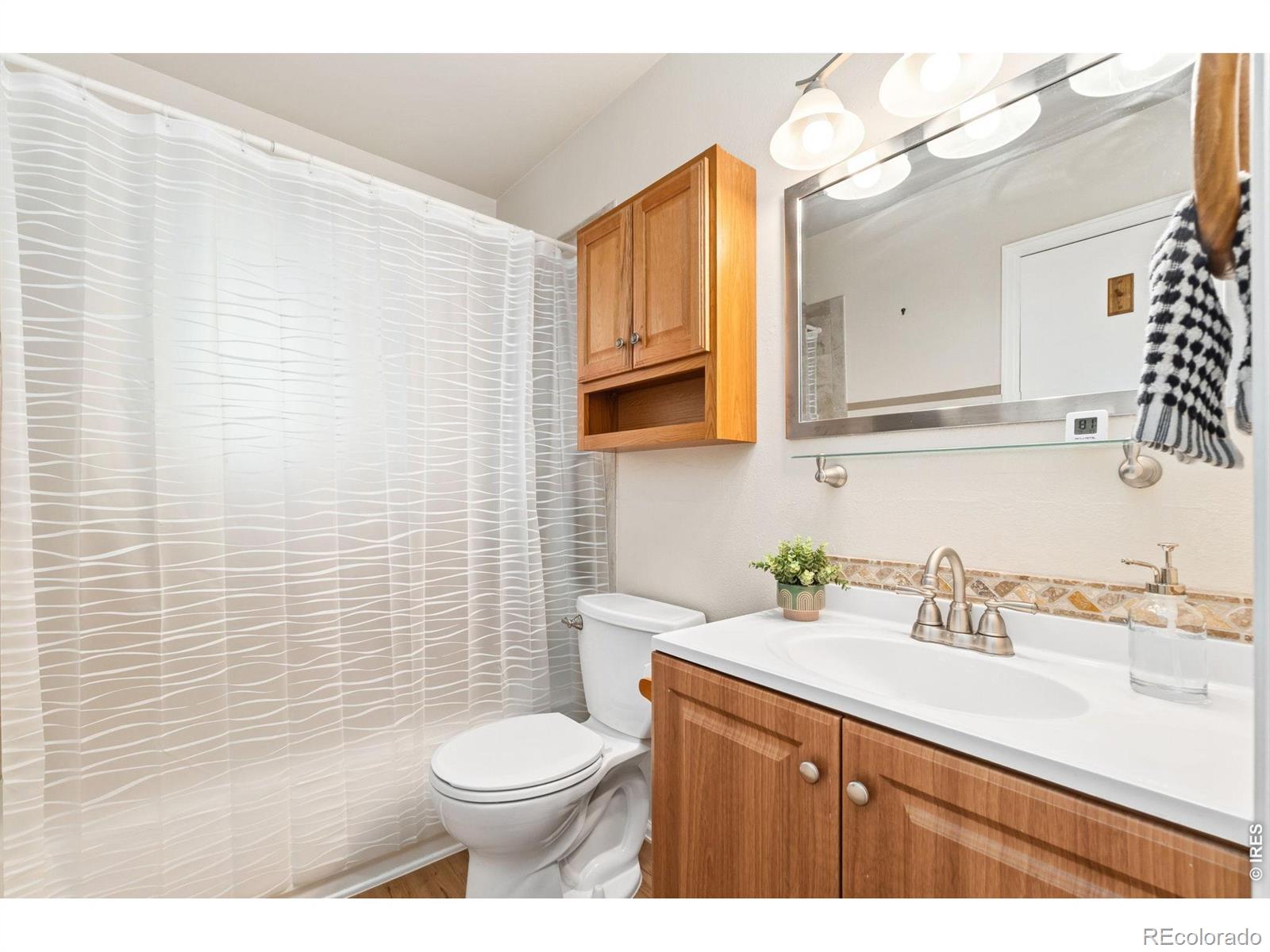 MLS Image #14 for 13571  sheridan boulevard,broomfield, Colorado