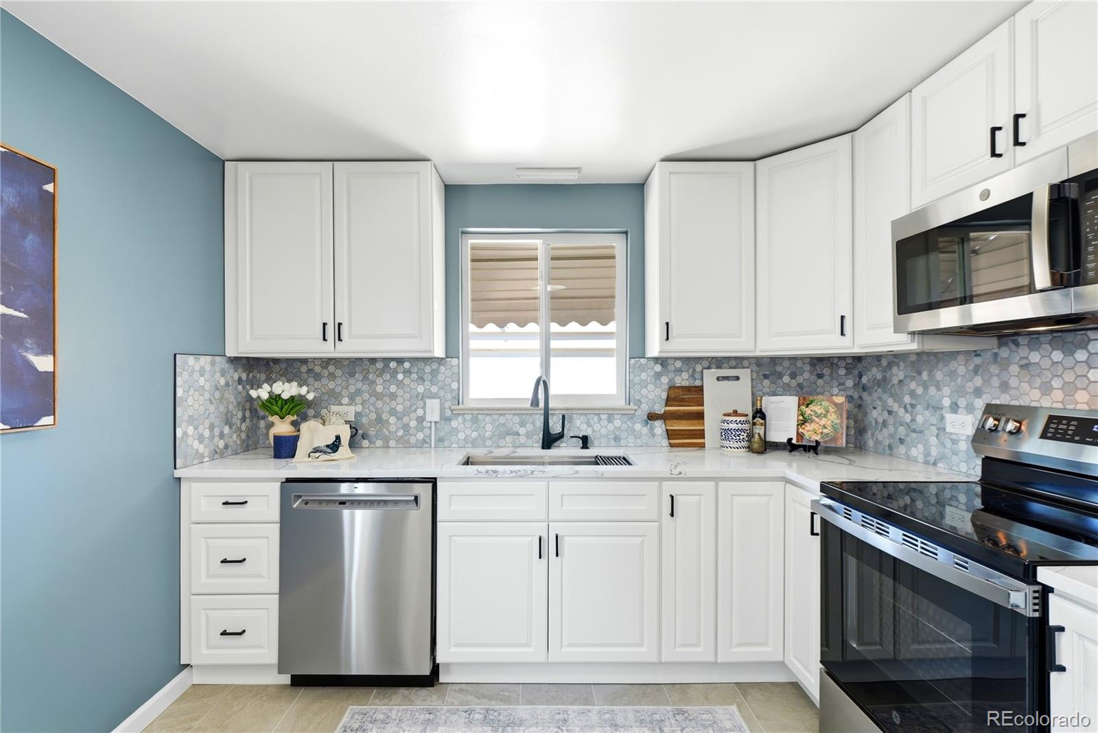 MLS Image #14 for 2127  niagara street,denver, Colorado