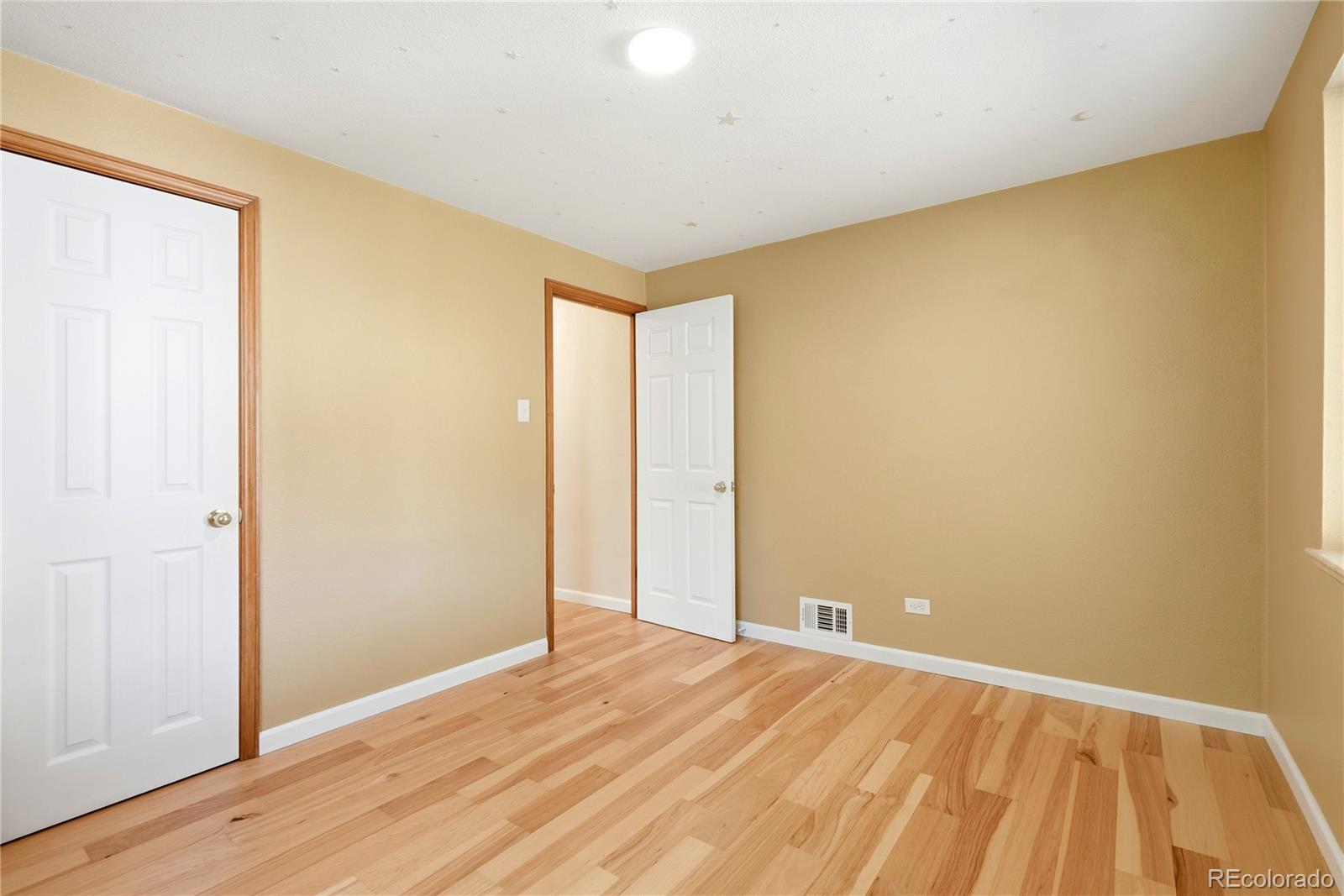 MLS Image #22 for 2127  niagara street,denver, Colorado