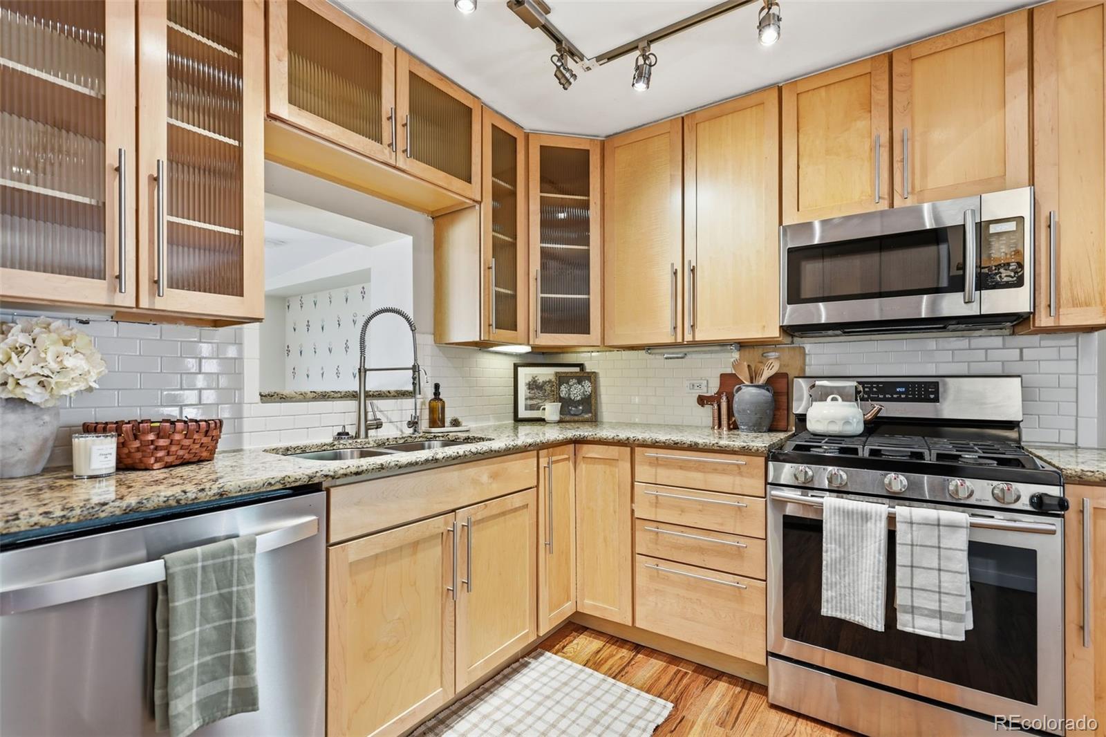 MLS Image #7 for 2670  olive street,denver, Colorado