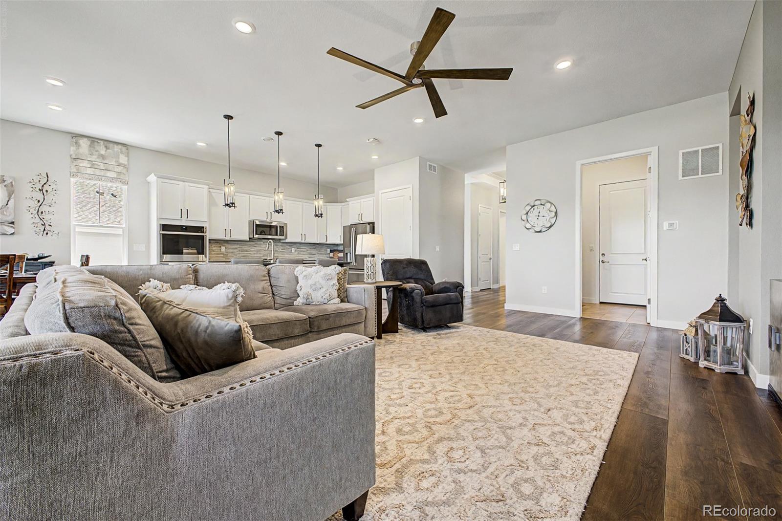MLS Image #10 for 15680  willow way,thornton, Colorado