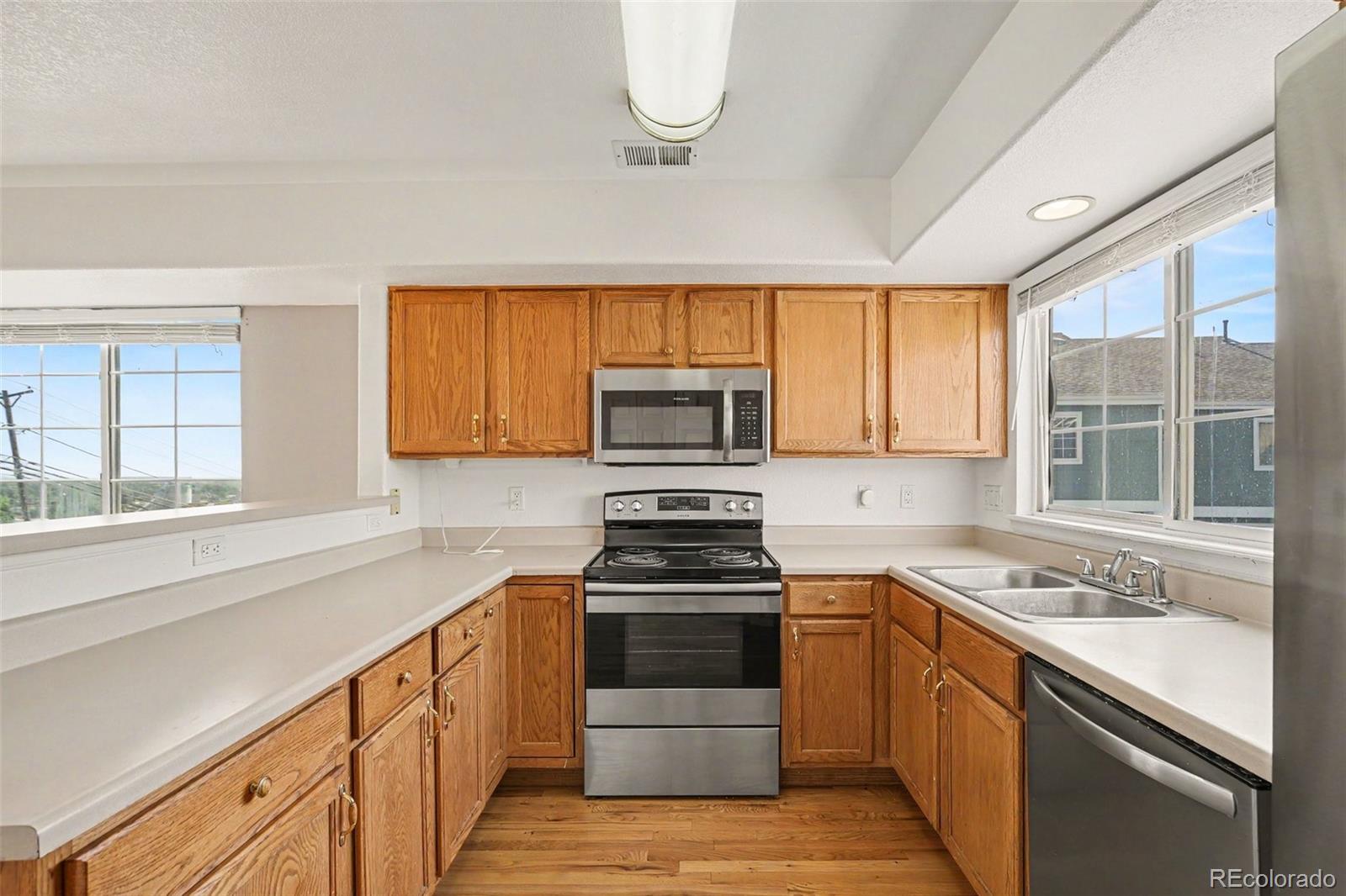 MLS Image #10 for 8199  welby road 2201,denver, Colorado