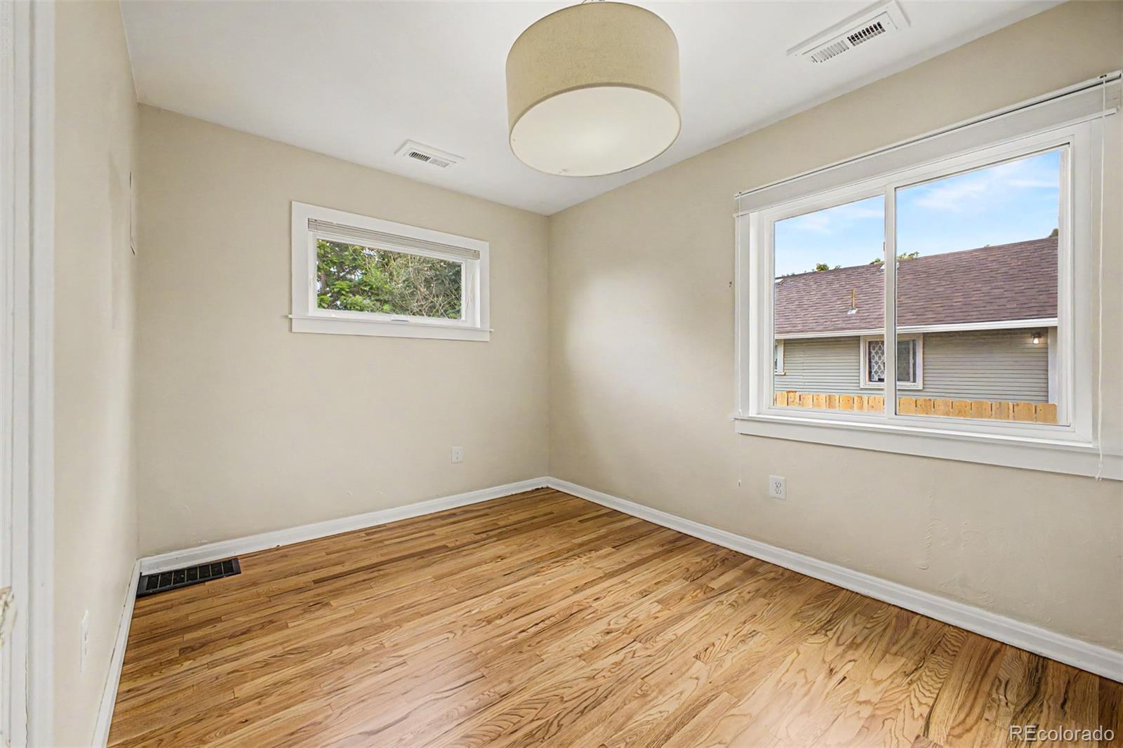 MLS Image #10 for 1550  ames street,denver, Colorado