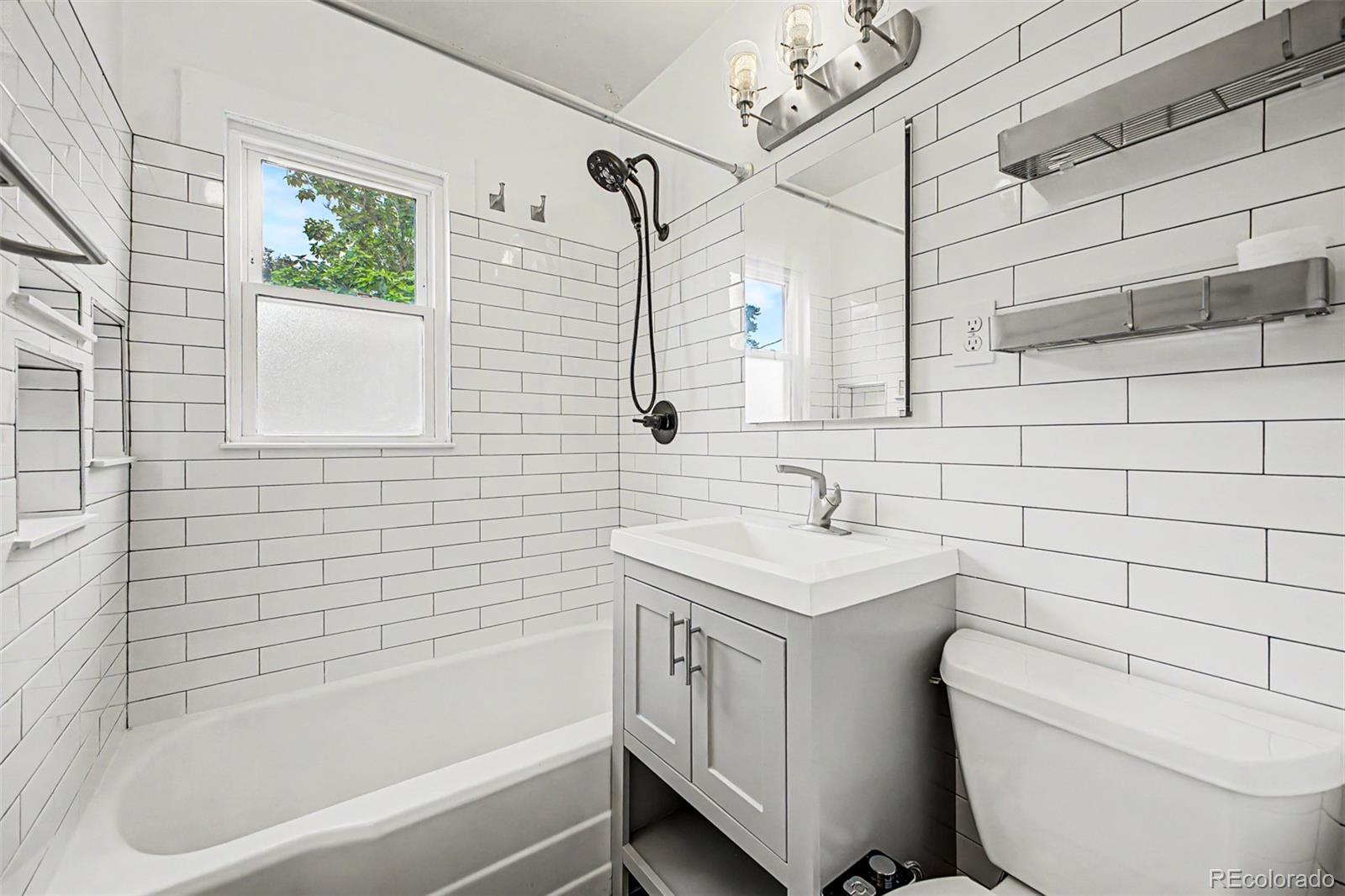 MLS Image #12 for 1550  ames street,denver, Colorado