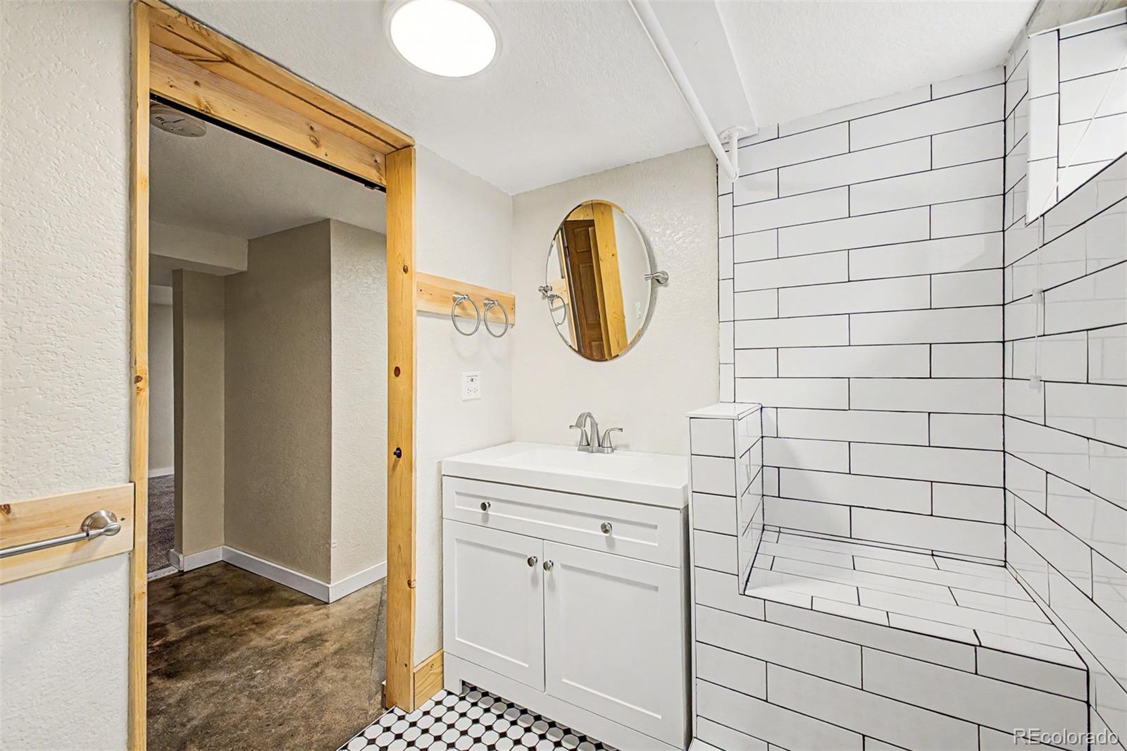 MLS Image #21 for 1550  ames street,denver, Colorado