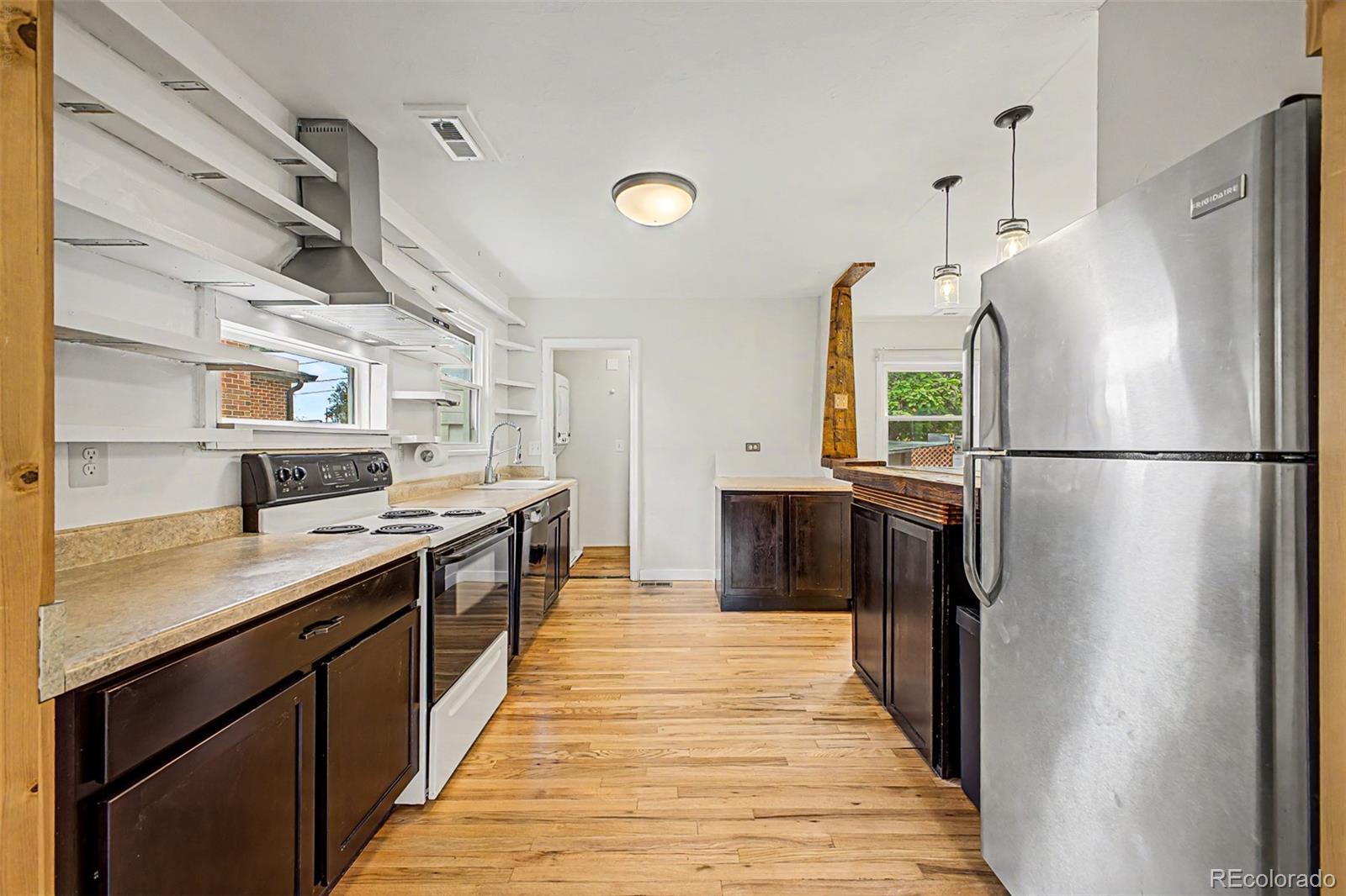 MLS Image #6 for 1550  ames street,denver, Colorado