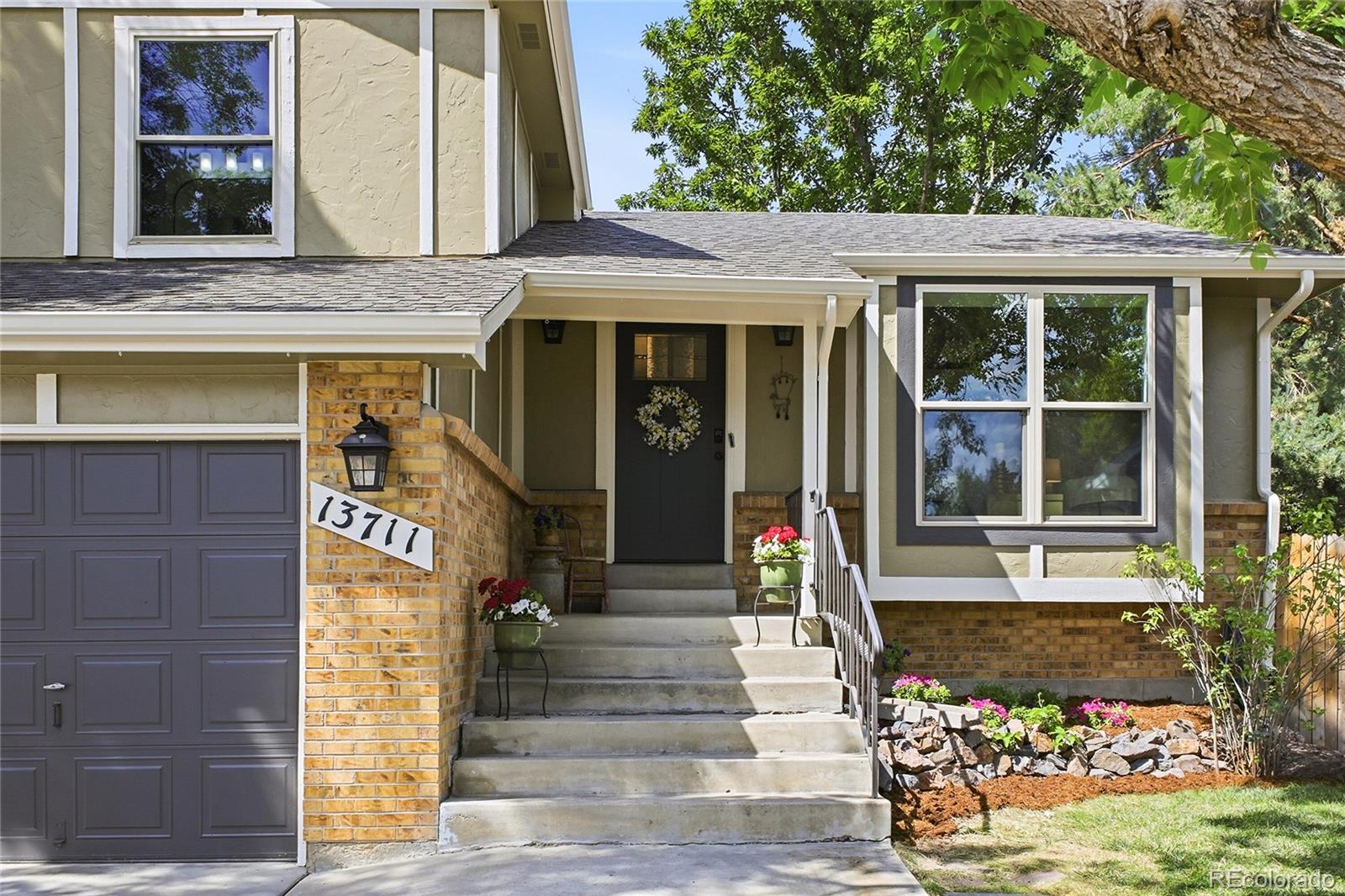 MLS Image #2 for 13711  yank way,arvada, Colorado