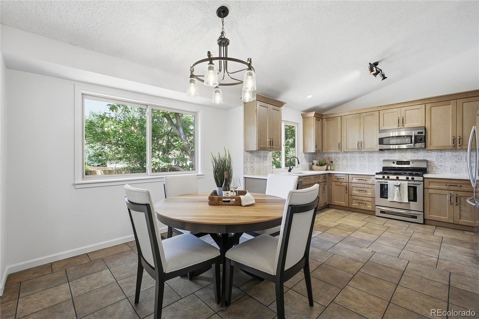 MLS Image #5 for 13711  yank way,arvada, Colorado