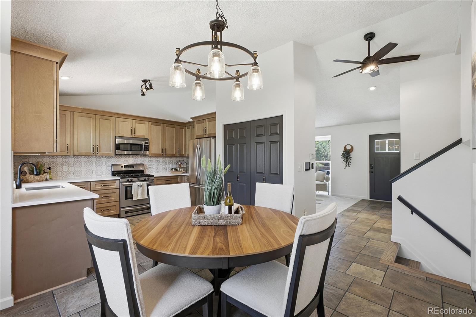 MLS Image #6 for 13711  yank way,arvada, Colorado