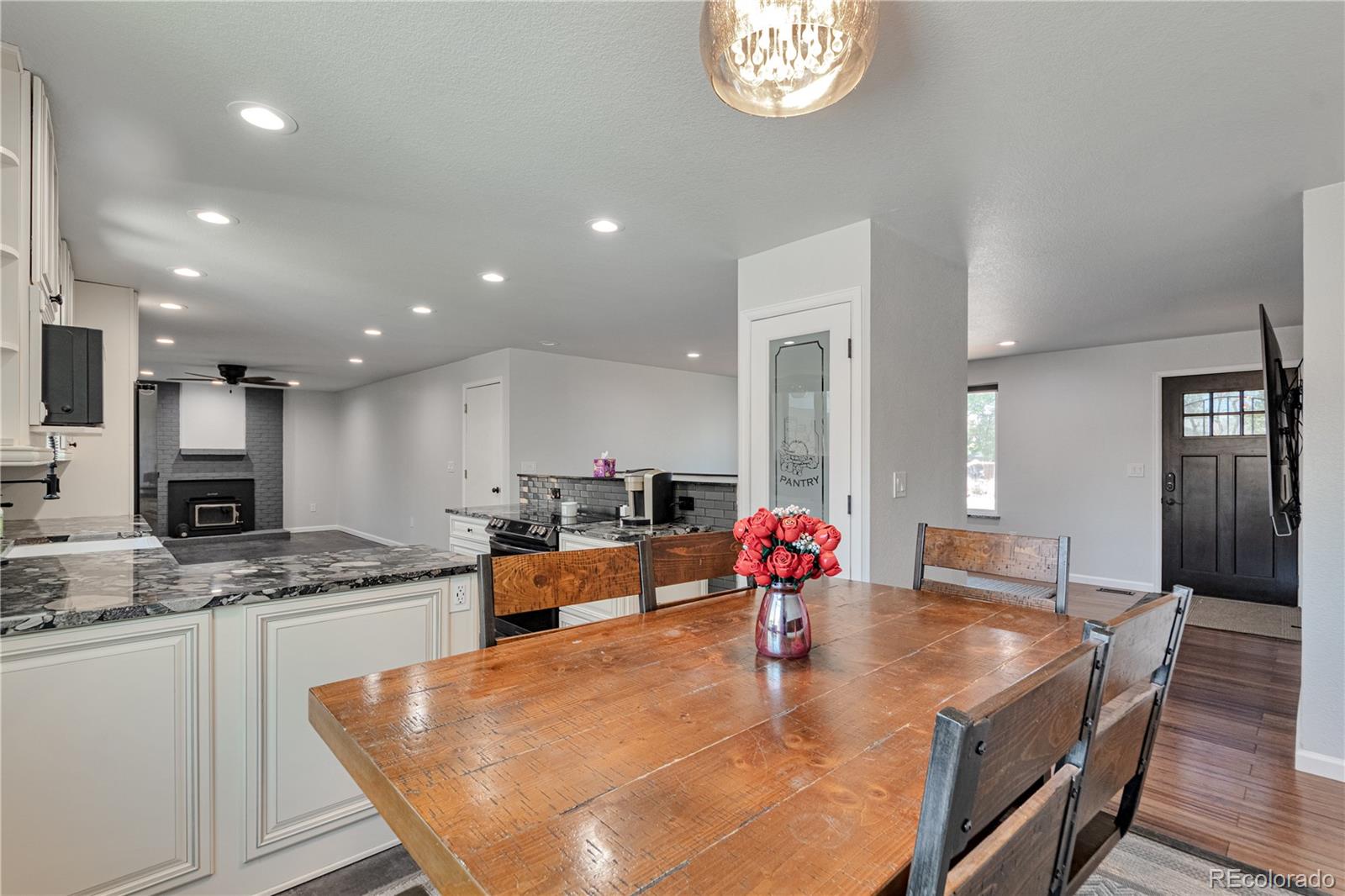 MLS Image #10 for 3298 s olathe way,aurora, Colorado