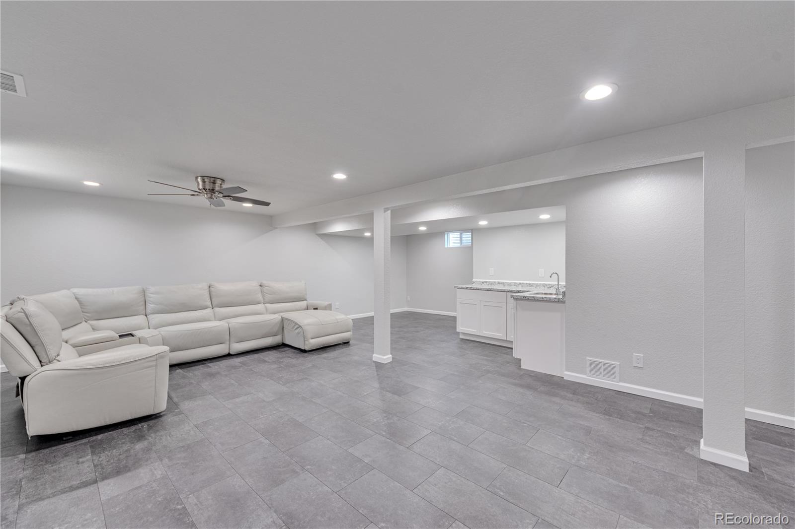 MLS Image #23 for 3298 s olathe way,aurora, Colorado