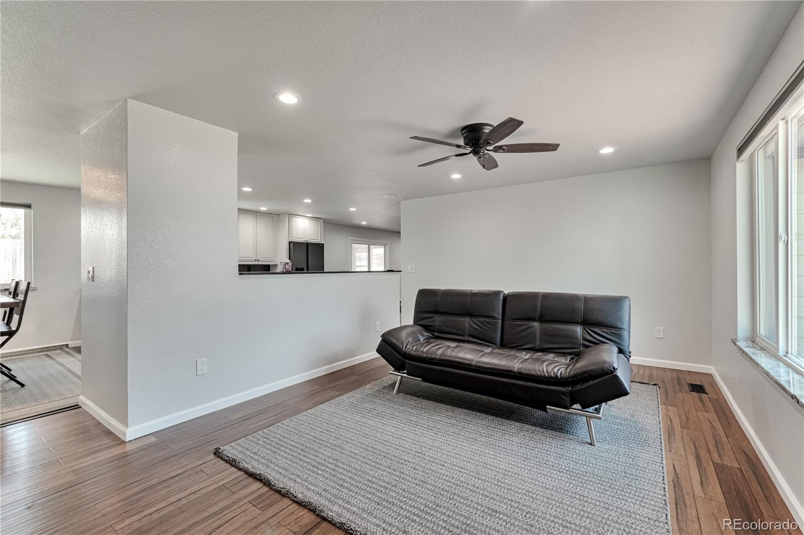 MLS Image #4 for 3298 s olathe way,aurora, Colorado