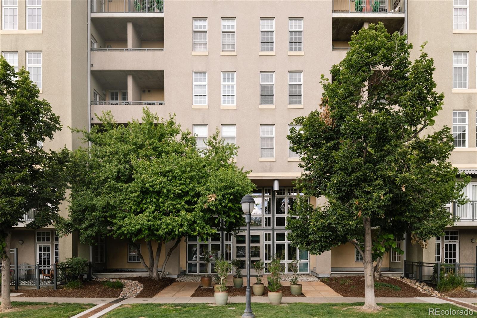 MLS Image #28 for 275 s harrison street 501,denver, Colorado