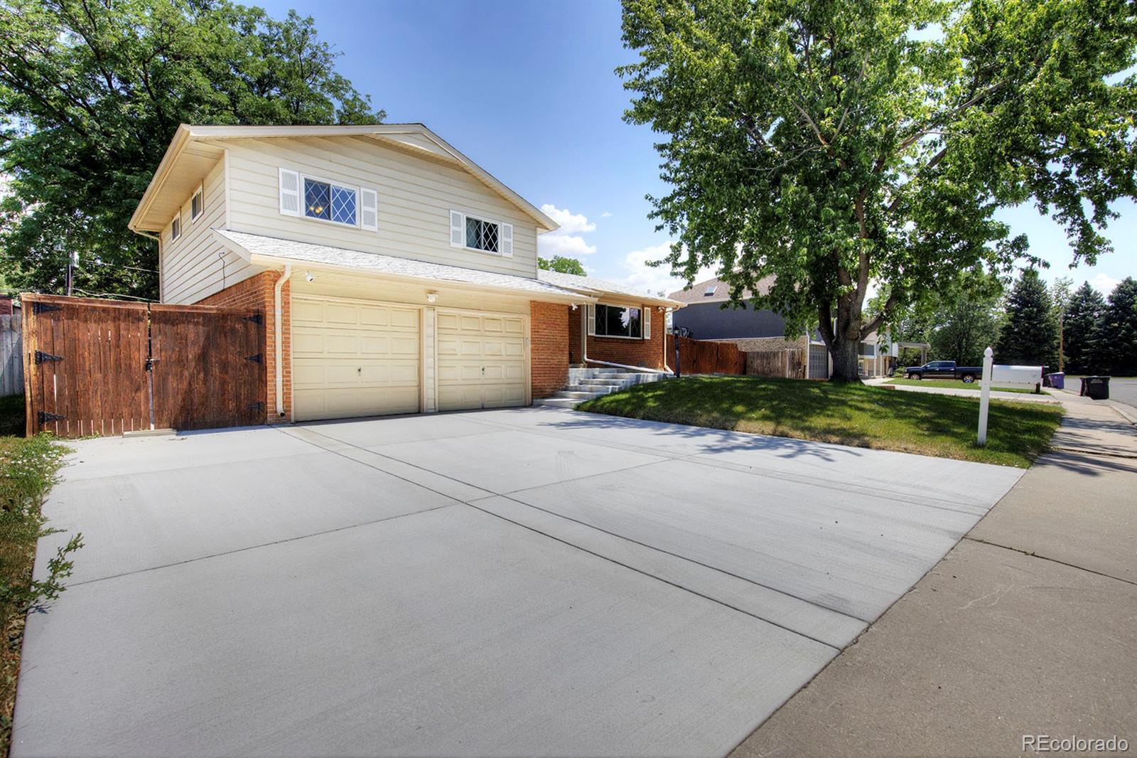 MLS Image #1 for 3032 s saulsbury street,denver, Colorado
