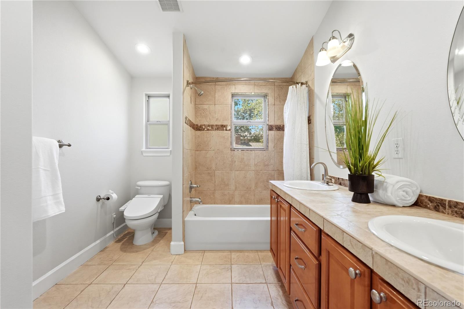 MLS Image #29 for 1847 s ogden street,denver, Colorado