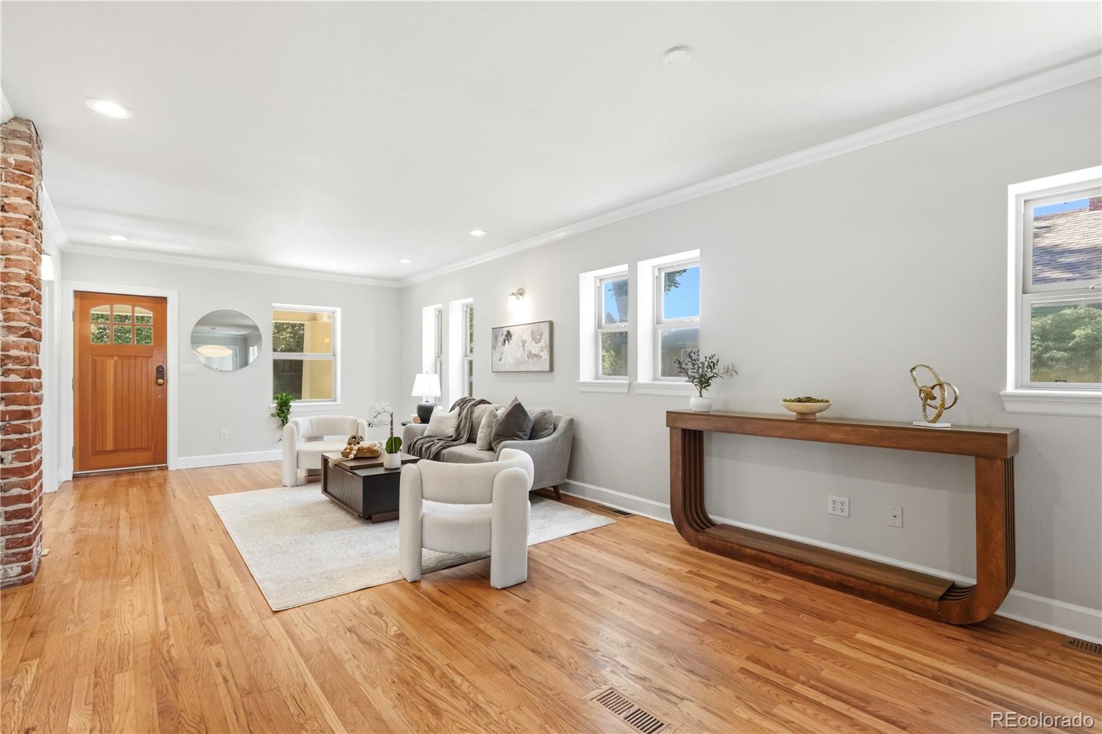 MLS Image #5 for 1847 s ogden street,denver, Colorado