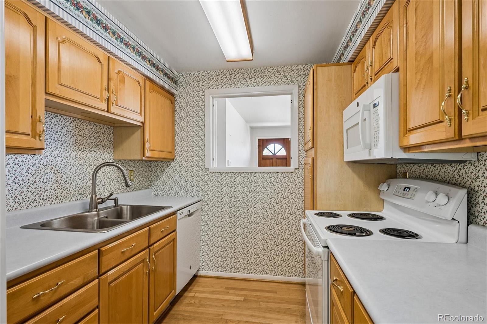 MLS Image #11 for 2922 w layton avenue,englewood, Colorado