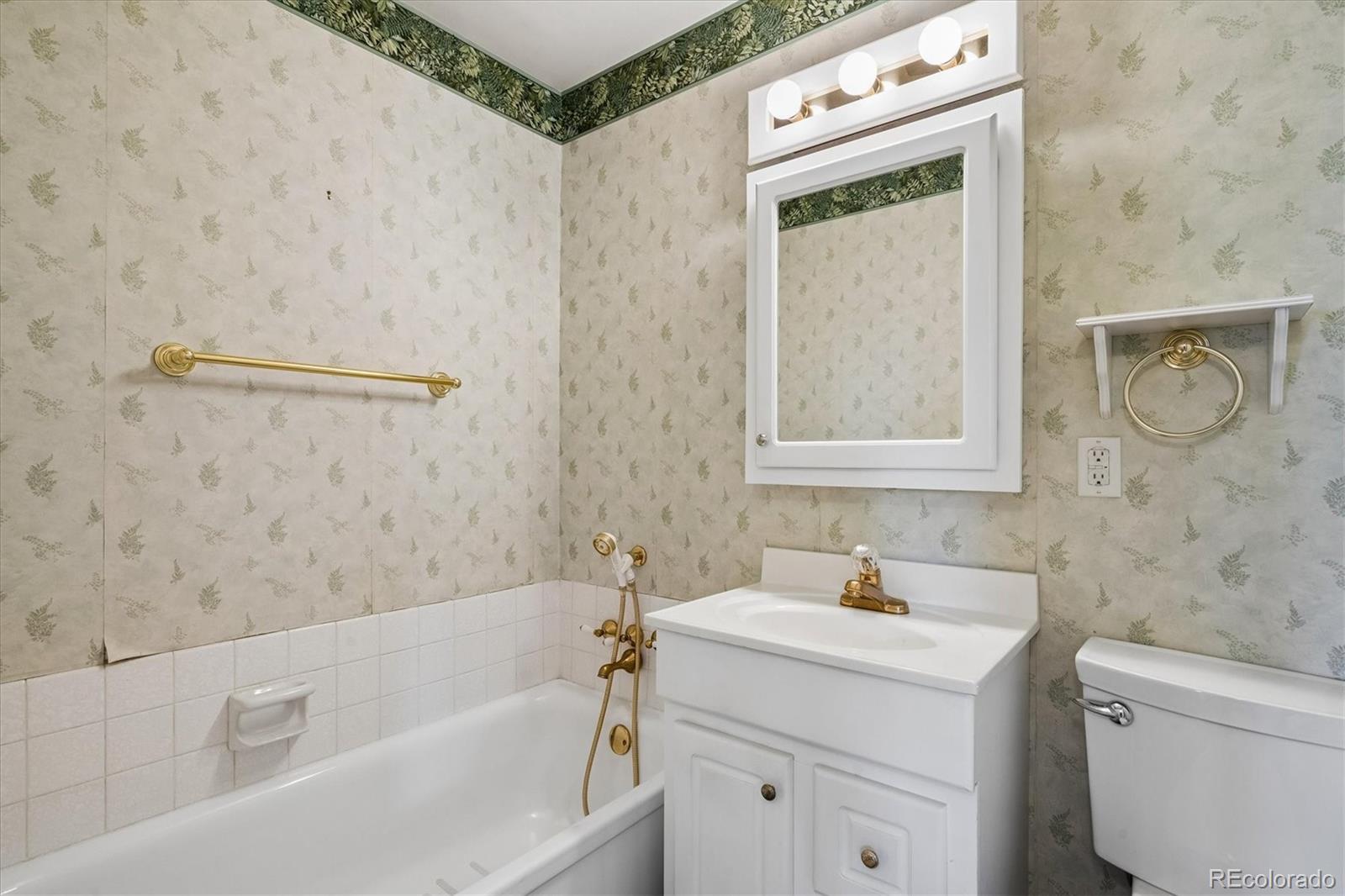 MLS Image #20 for 2922 w layton avenue,englewood, Colorado
