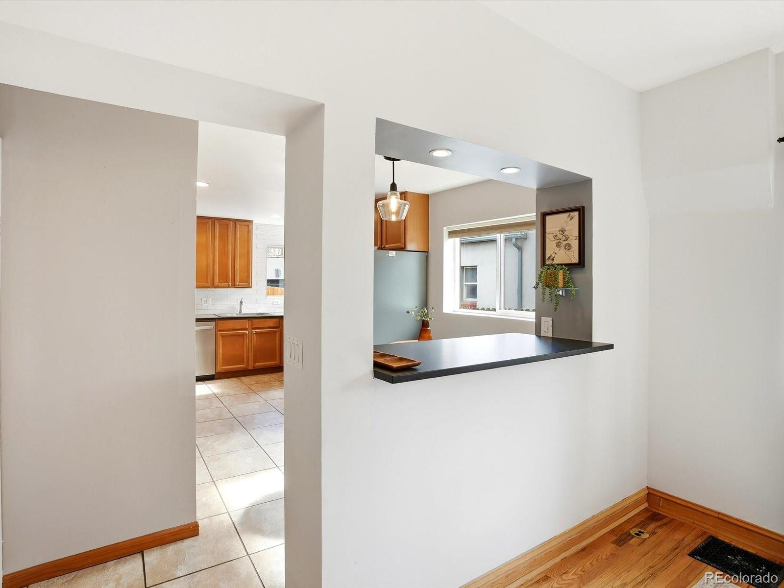 MLS Image #17 for 246 s grant street,denver, Colorado