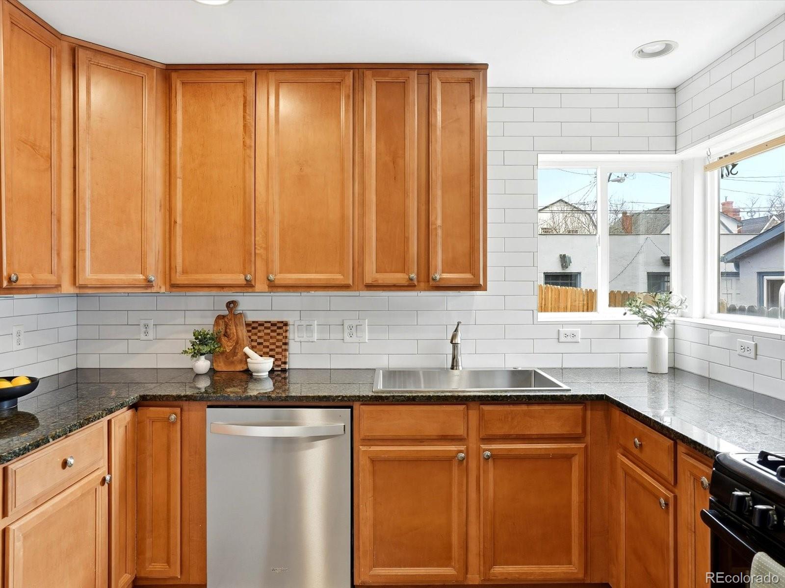 MLS Image #24 for 246 s grant street,denver, Colorado