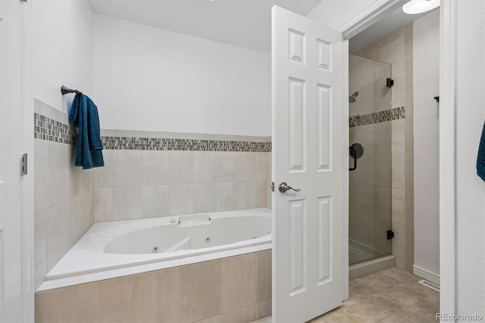 MLS Image #23 for 6257 e mineral place,englewood, Colorado