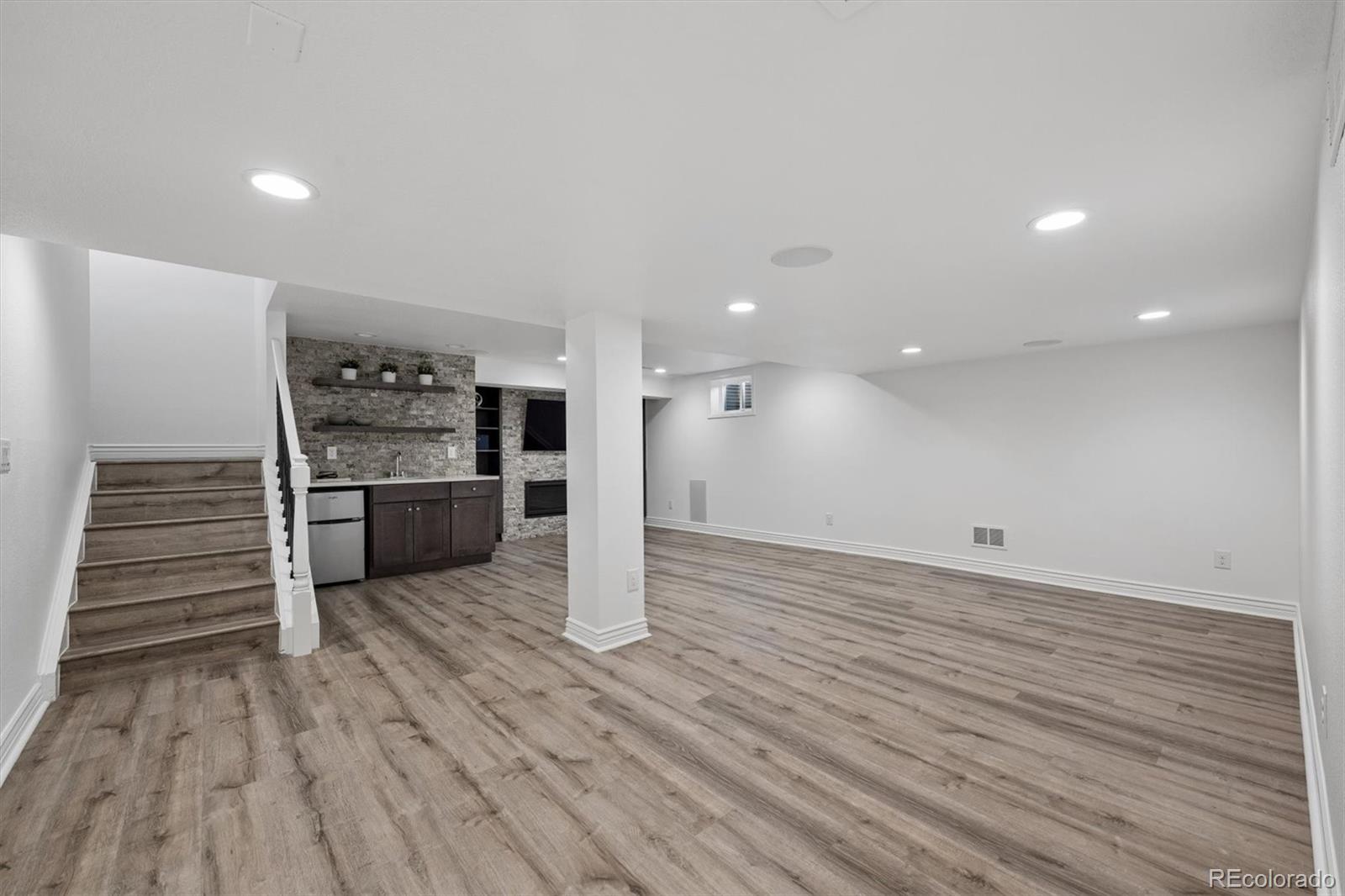 MLS Image #29 for 6257 e mineral place,englewood, Colorado