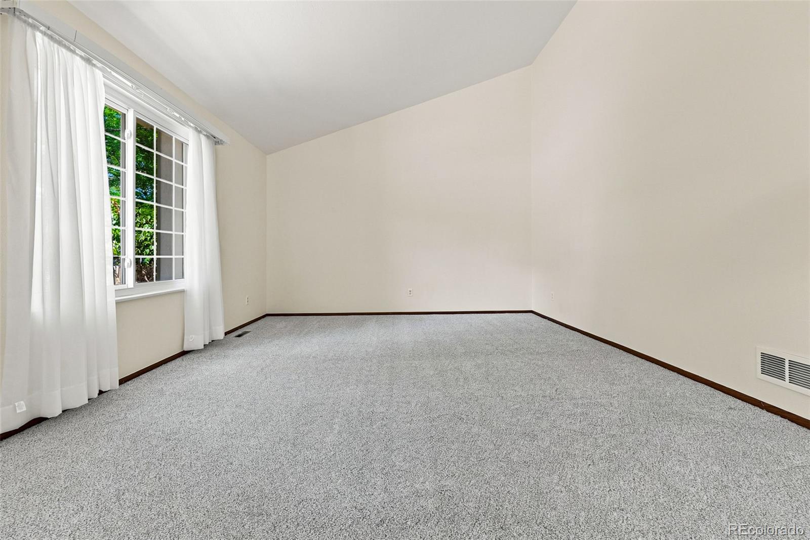 MLS Image #9 for 3844 s richfield street,aurora, Colorado