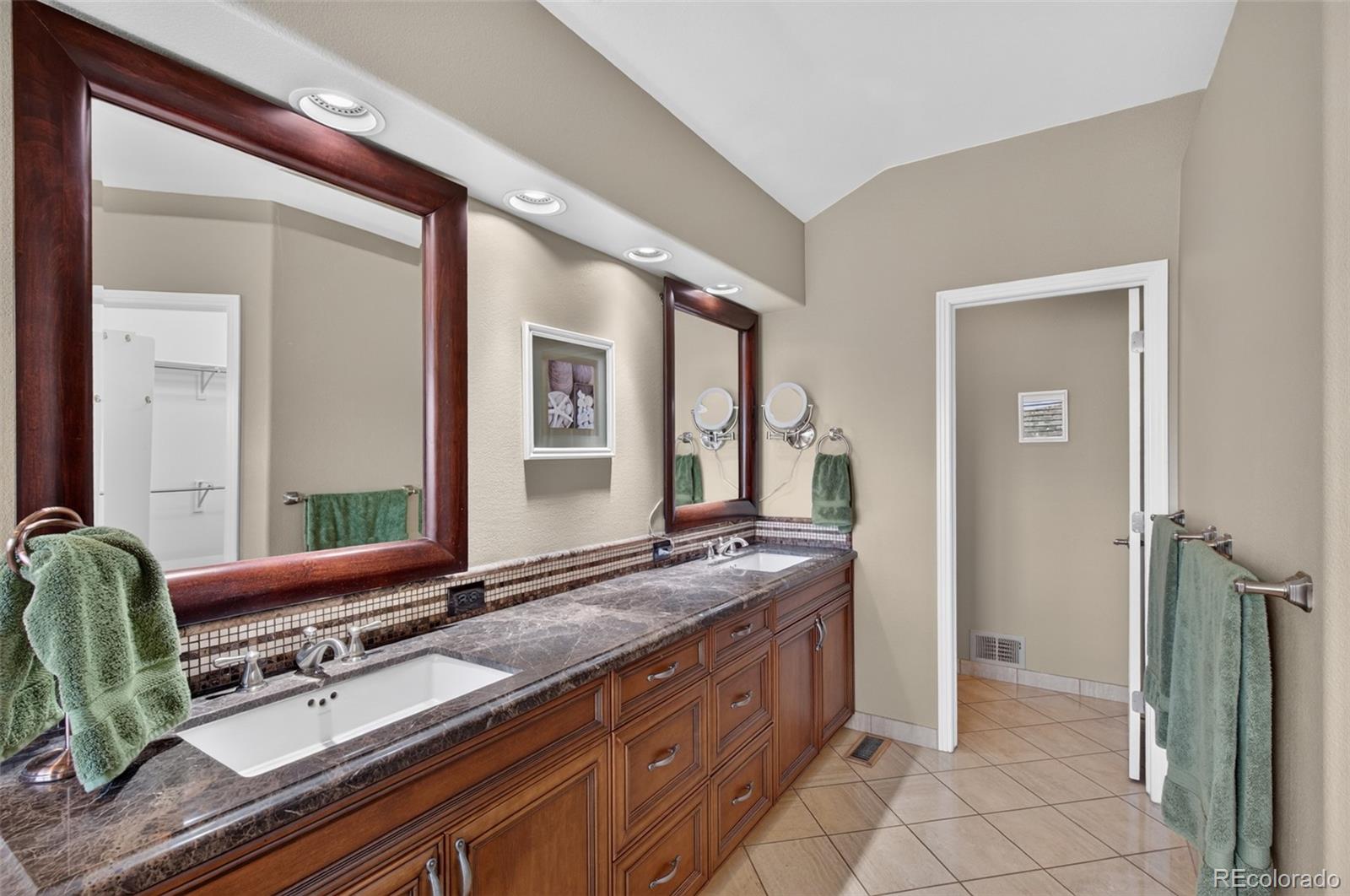 MLS Image #21 for 2  bald eagle ,littleton, Colorado