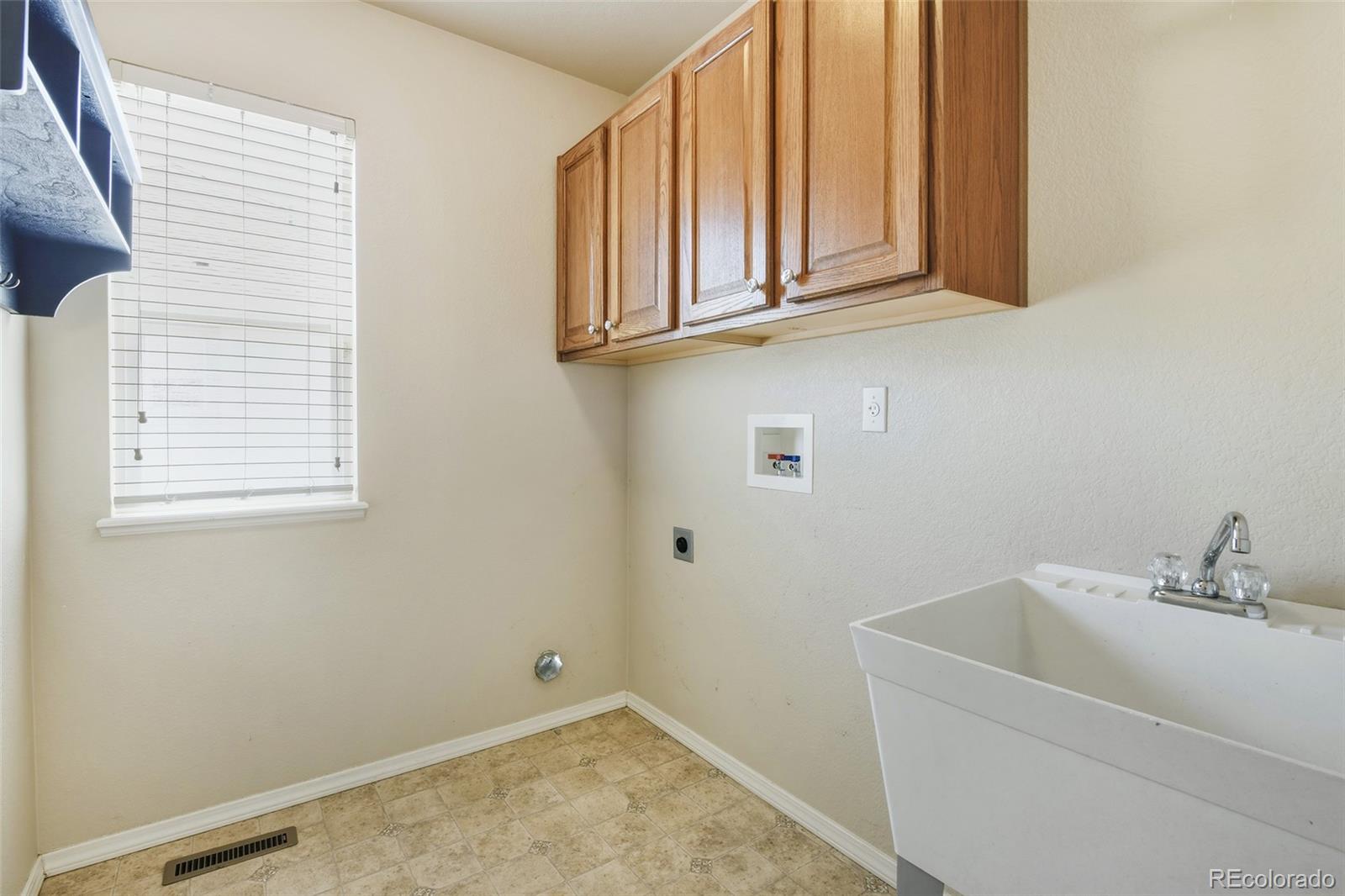 MLS Image #16 for 15859  bridle ridge drive,monument, Colorado