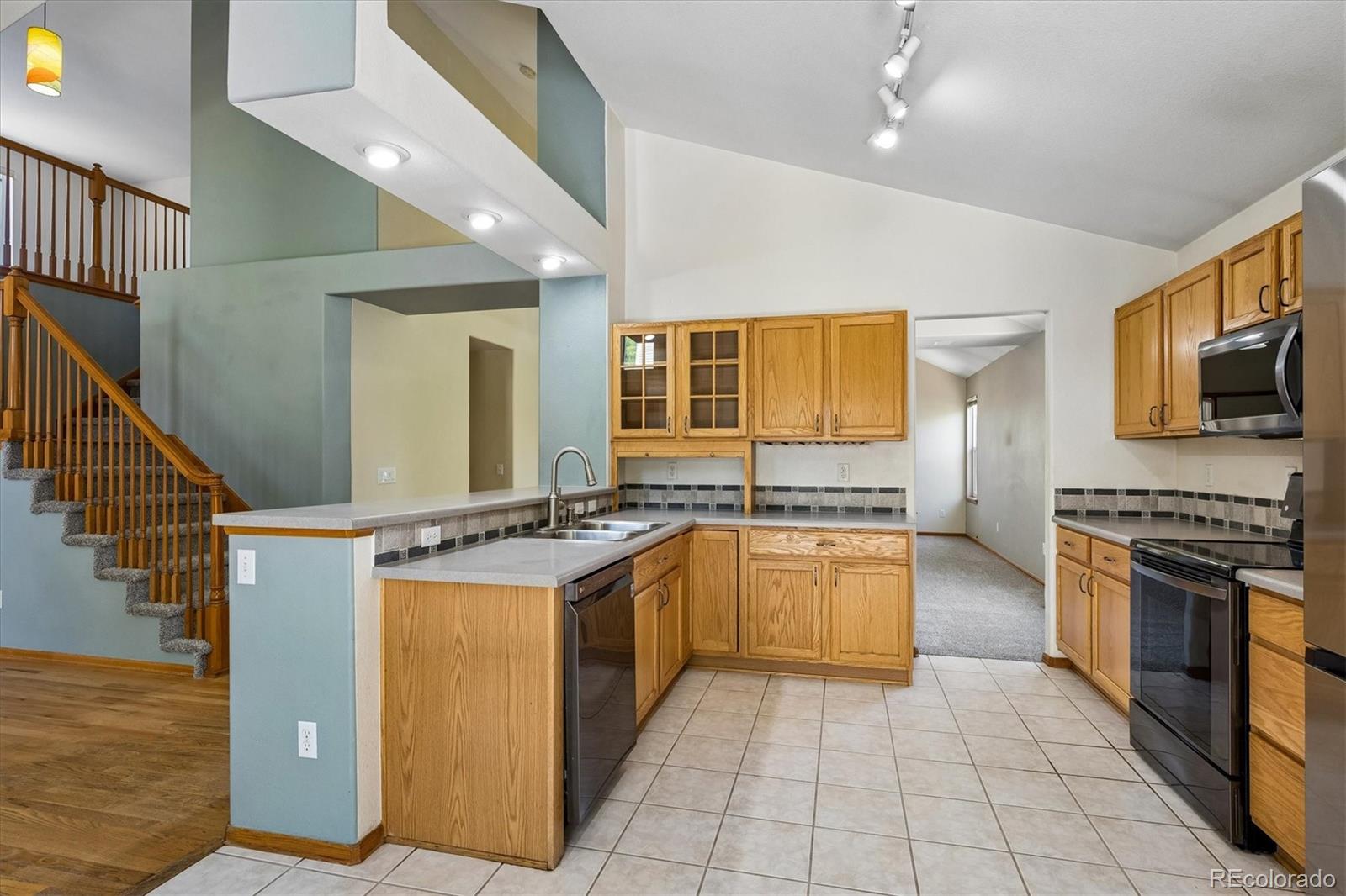 MLS Image #12 for 22725 e alamo place,aurora, Colorado